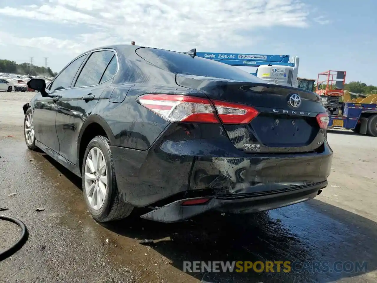 3 Photograph of a damaged car 4T1B11HK3KU261163 TOYOTA CAMRY 2019