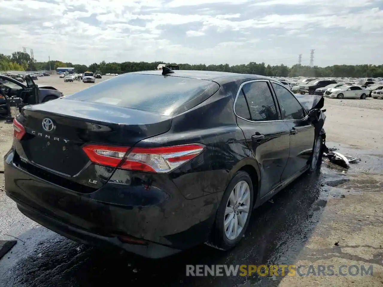 4 Photograph of a damaged car 4T1B11HK3KU261163 TOYOTA CAMRY 2019