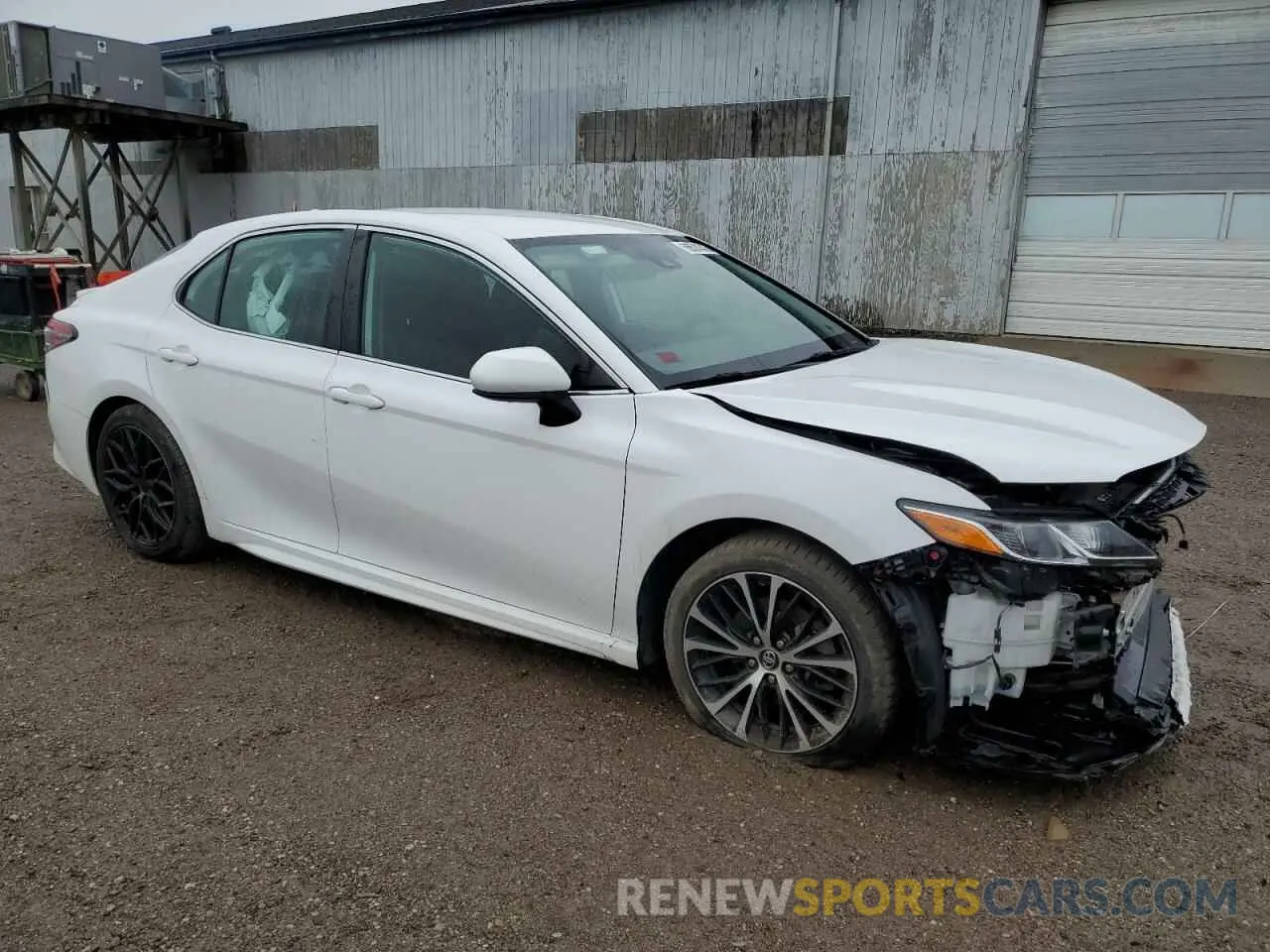 4 Photograph of a damaged car 4T1B11HK3KU264547 TOYOTA CAMRY 2019
