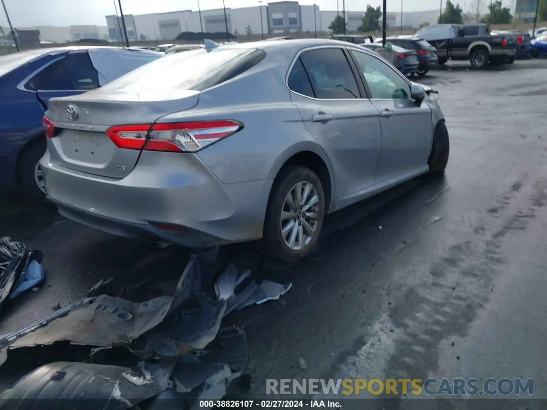 4 Photograph of a damaged car 4T1B11HK3KU267058 TOYOTA CAMRY 2019