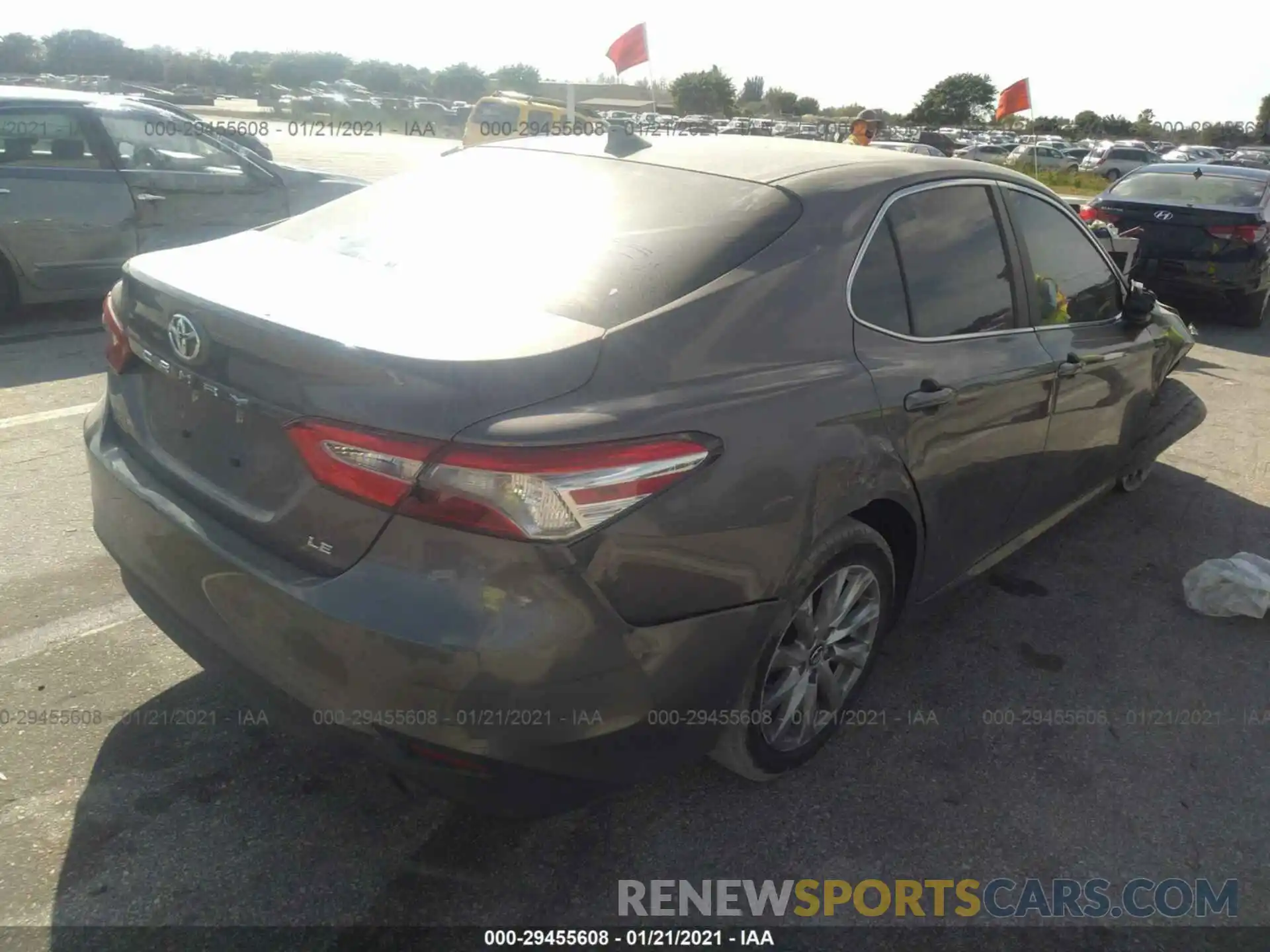 4 Photograph of a damaged car 4T1B11HK3KU267819 TOYOTA CAMRY 2019