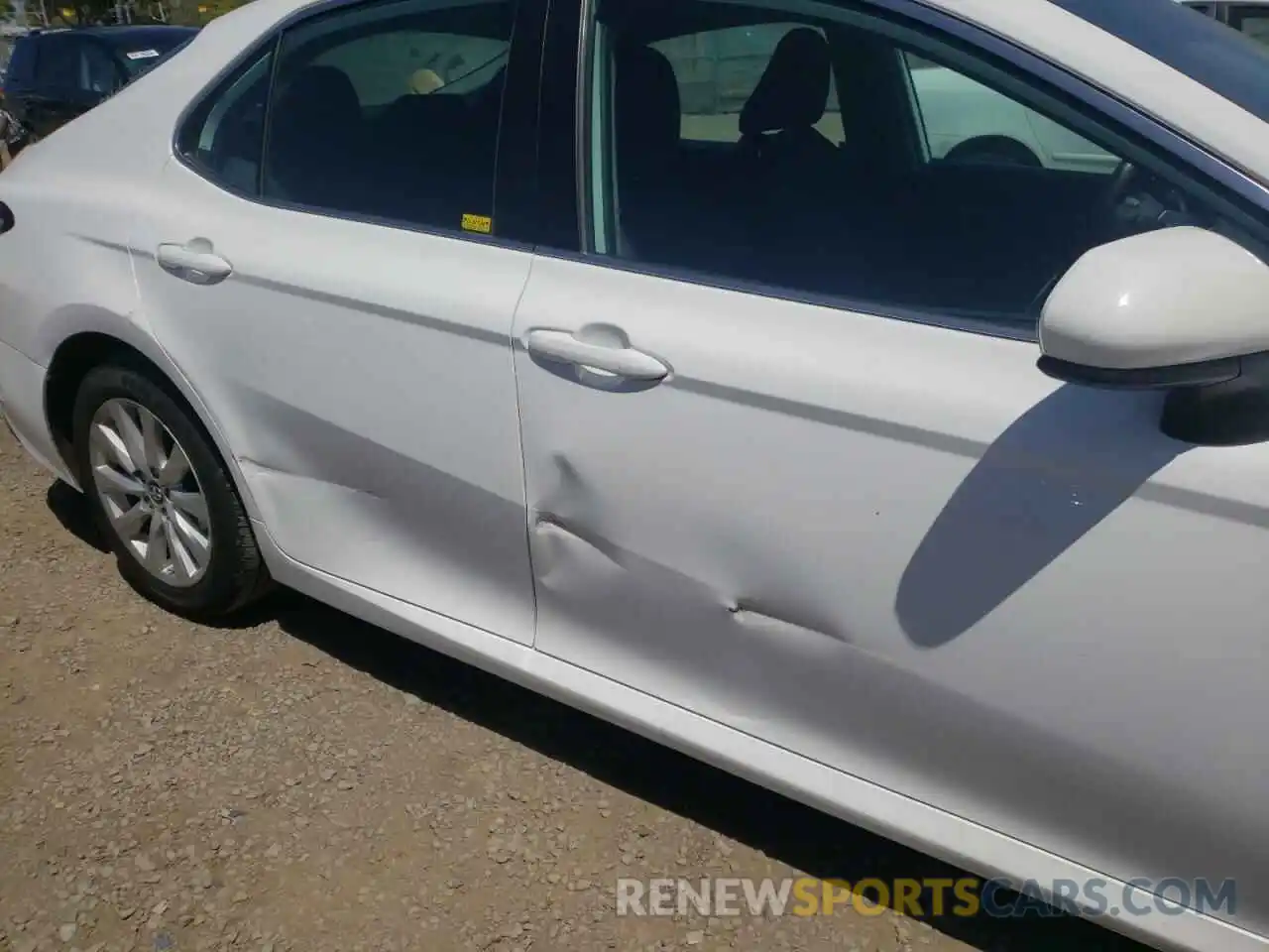 9 Photograph of a damaged car 4T1B11HK3KU270302 TOYOTA CAMRY 2019