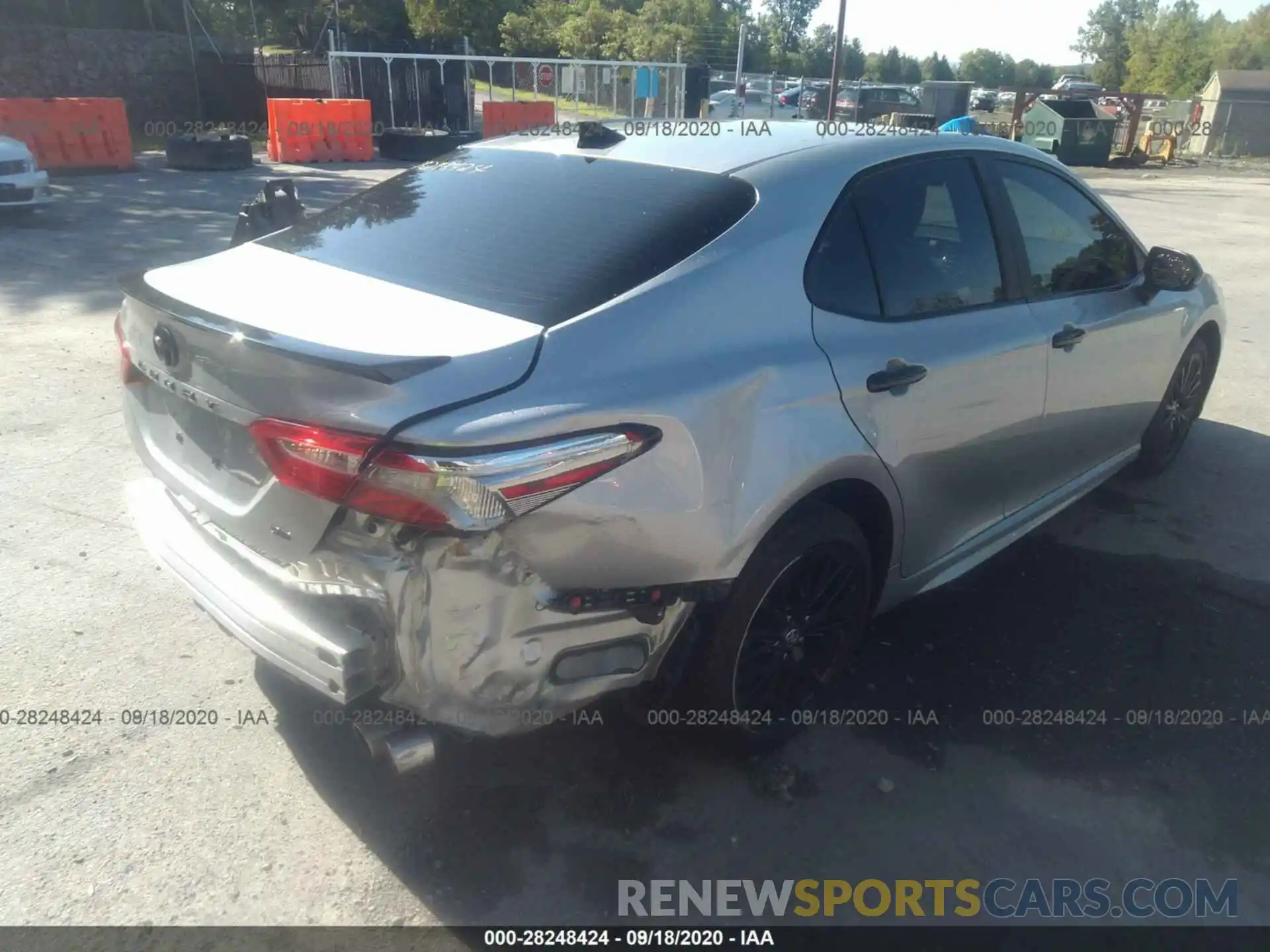 15 Photograph of a damaged car 4T1B11HK3KU270882 TOYOTA CAMRY 2019