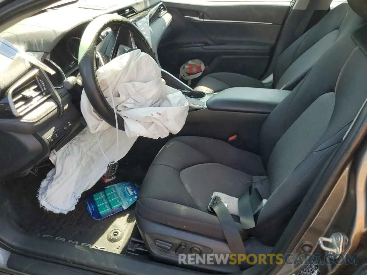 7 Photograph of a damaged car 4T1B11HK3KU272521 TOYOTA CAMRY 2019