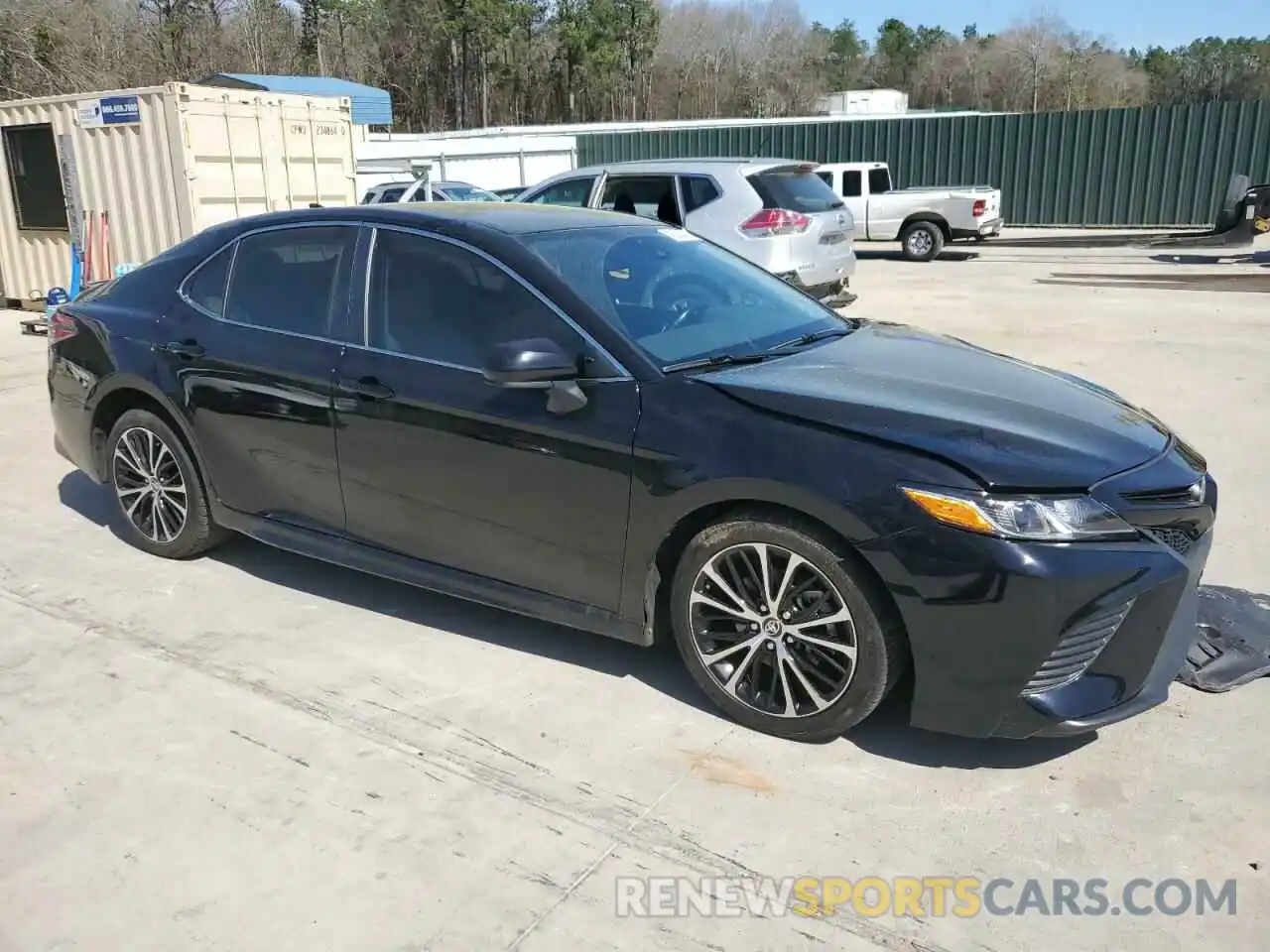 4 Photograph of a damaged car 4T1B11HK3KU276990 TOYOTA CAMRY 2019