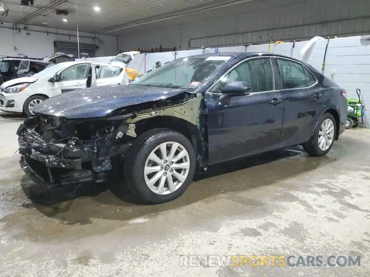 1 Photograph of a damaged car 4T1B11HK3KU283146 TOYOTA CAMRY 2019