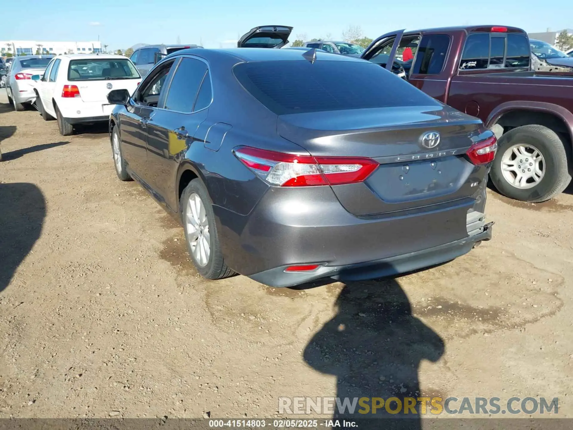 3 Photograph of a damaged car 4T1B11HK3KU284894 TOYOTA CAMRY 2019