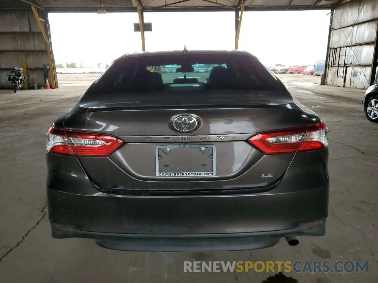 6 Photograph of a damaged car 4T1B11HK3KU290548 TOYOTA CAMRY 2019
