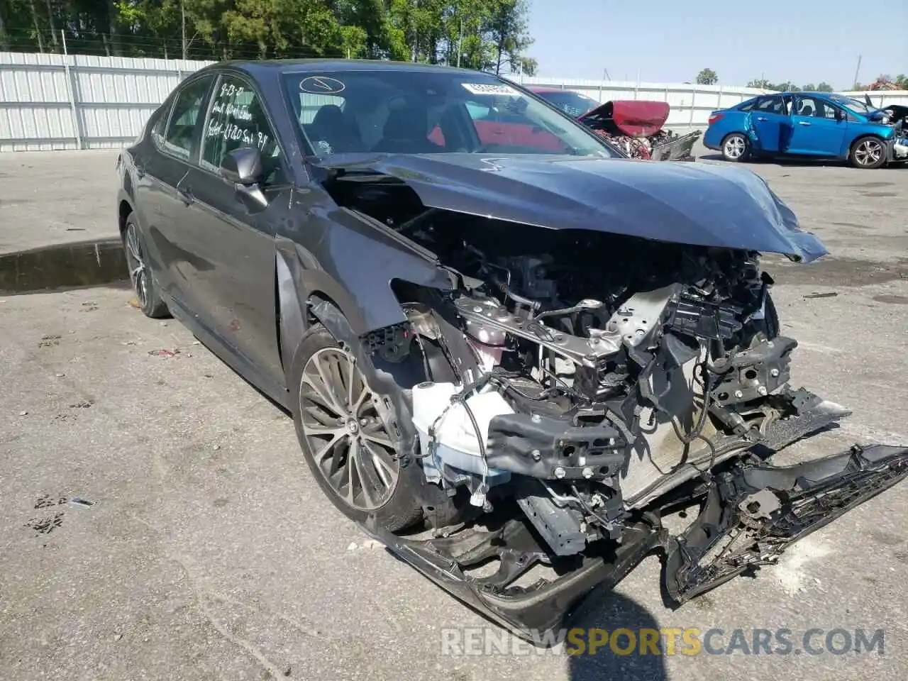 1 Photograph of a damaged car 4T1B11HK3KU295121 TOYOTA CAMRY 2019