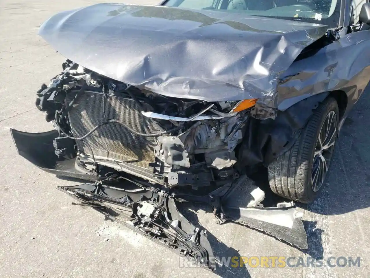 9 Photograph of a damaged car 4T1B11HK3KU295121 TOYOTA CAMRY 2019