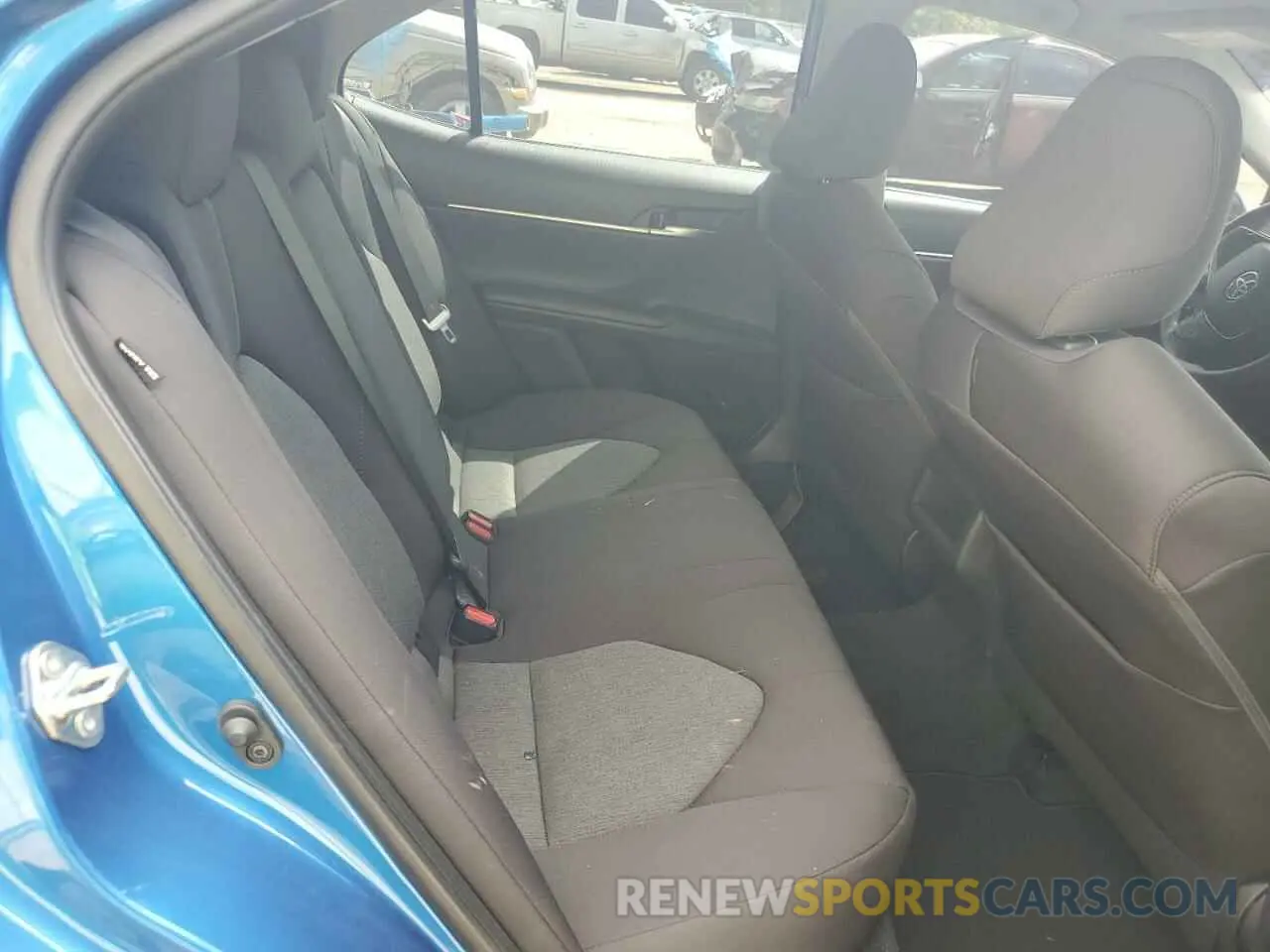 10 Photograph of a damaged car 4T1B11HK3KU298424 TOYOTA CAMRY 2019