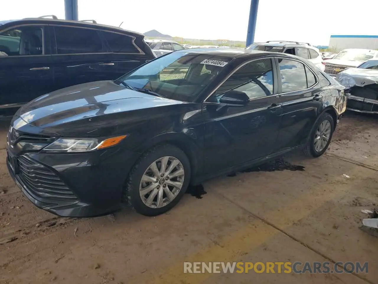 1 Photograph of a damaged car 4T1B11HK3KU682722 TOYOTA CAMRY 2019