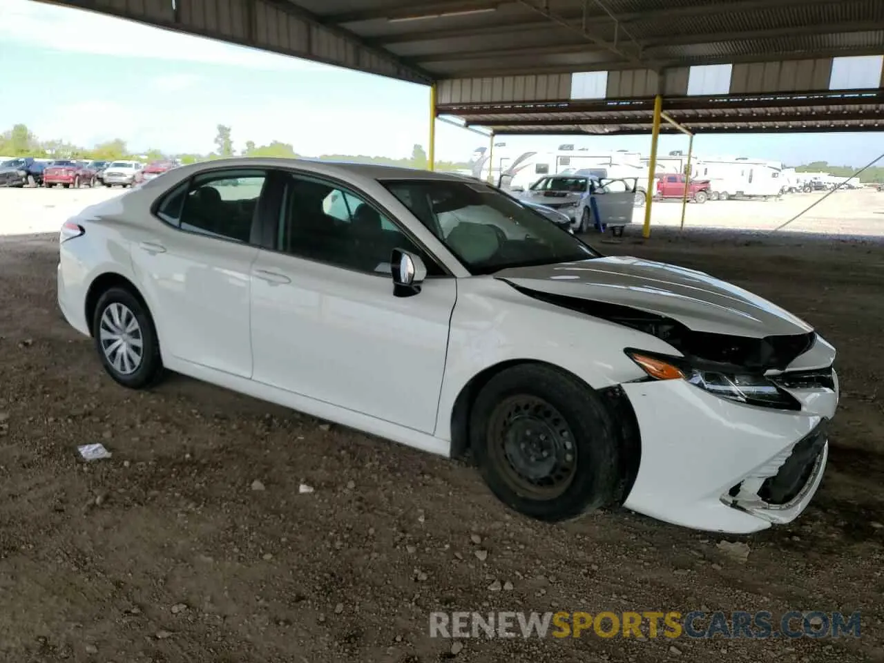 4 Photograph of a damaged car 4T1B11HK3KU684129 TOYOTA CAMRY 2019