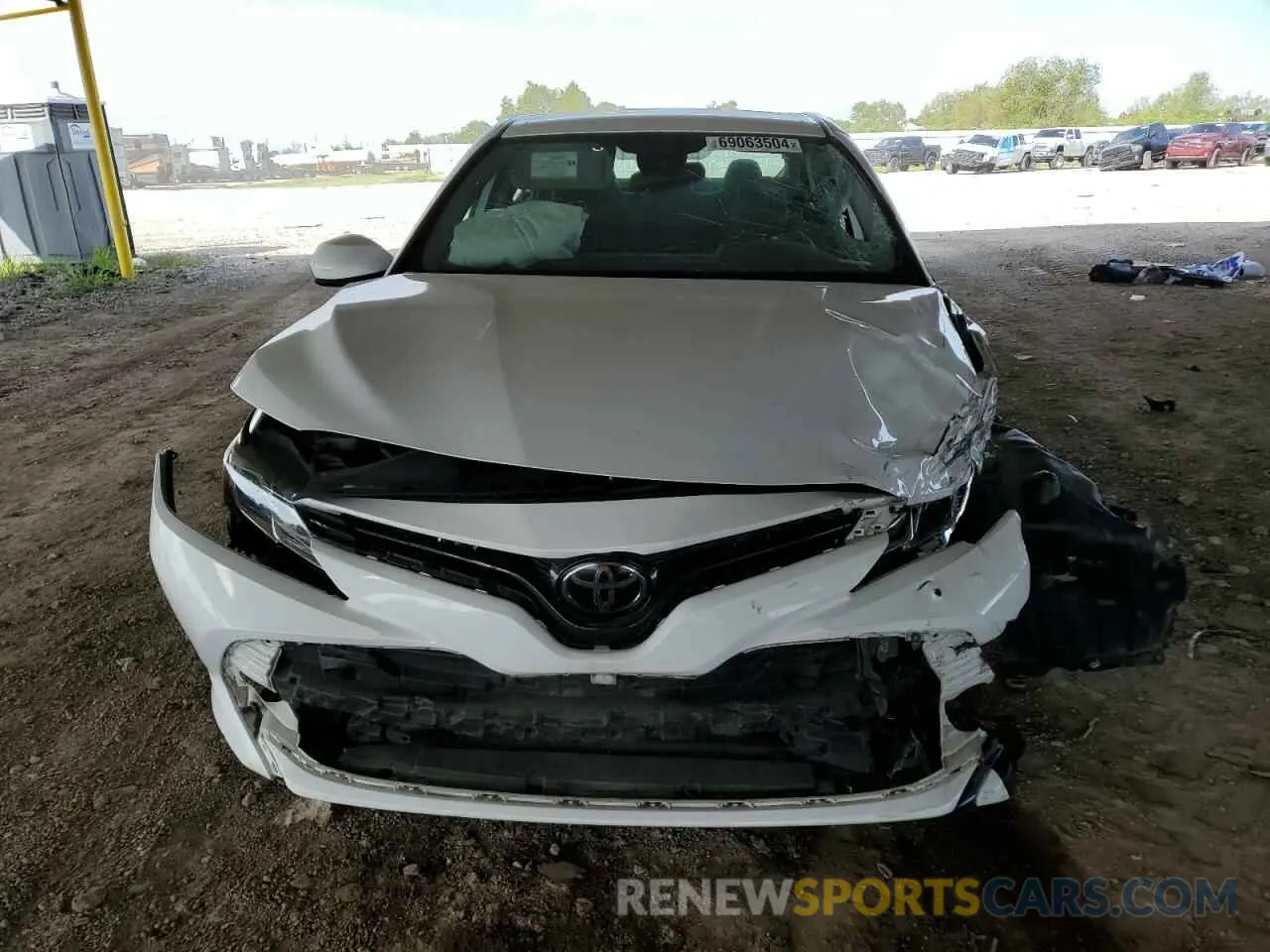 5 Photograph of a damaged car 4T1B11HK3KU684129 TOYOTA CAMRY 2019