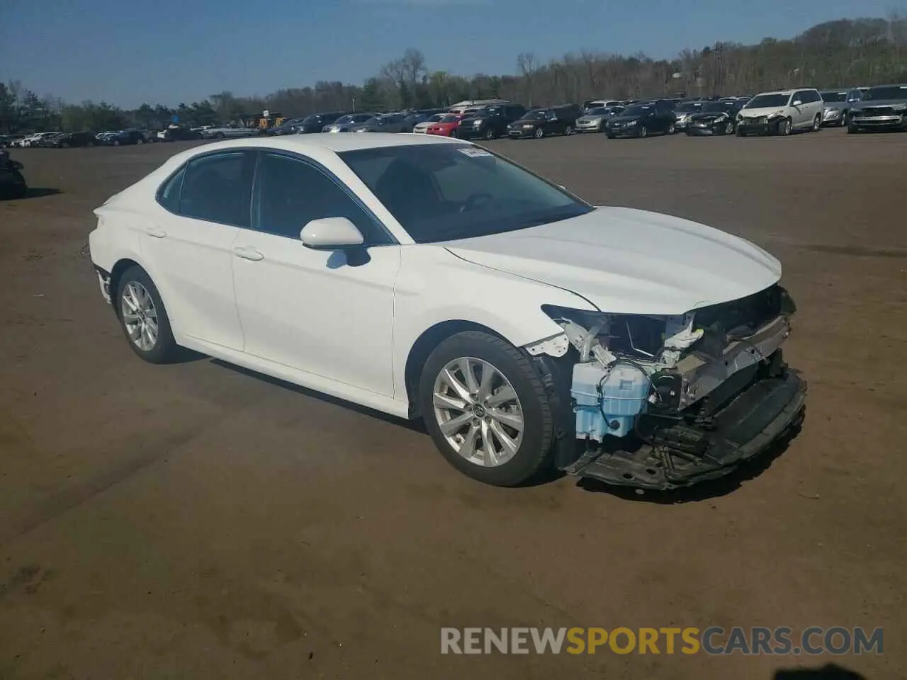 4 Photograph of a damaged car 4T1B11HK3KU684728 TOYOTA CAMRY 2019