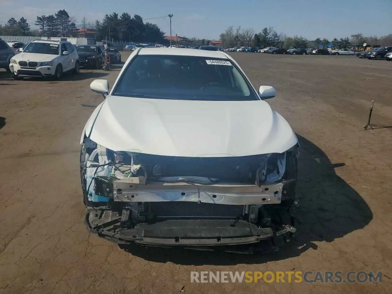 5 Photograph of a damaged car 4T1B11HK3KU684728 TOYOTA CAMRY 2019