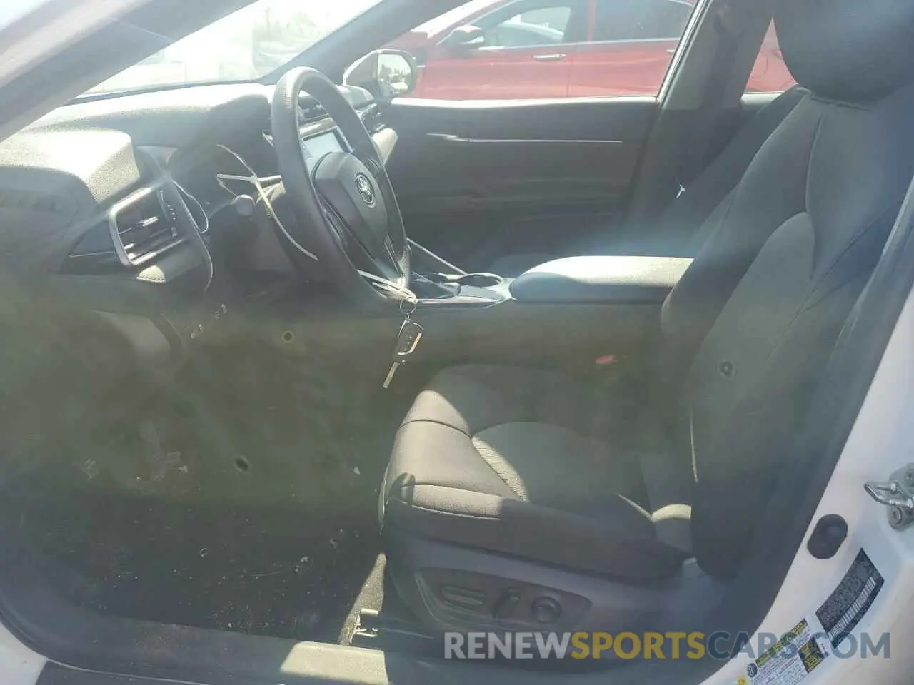 7 Photograph of a damaged car 4T1B11HK3KU684728 TOYOTA CAMRY 2019