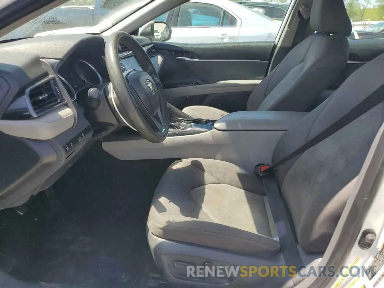 7 Photograph of a damaged car 4T1B11HK3KU687581 TOYOTA CAMRY 2019