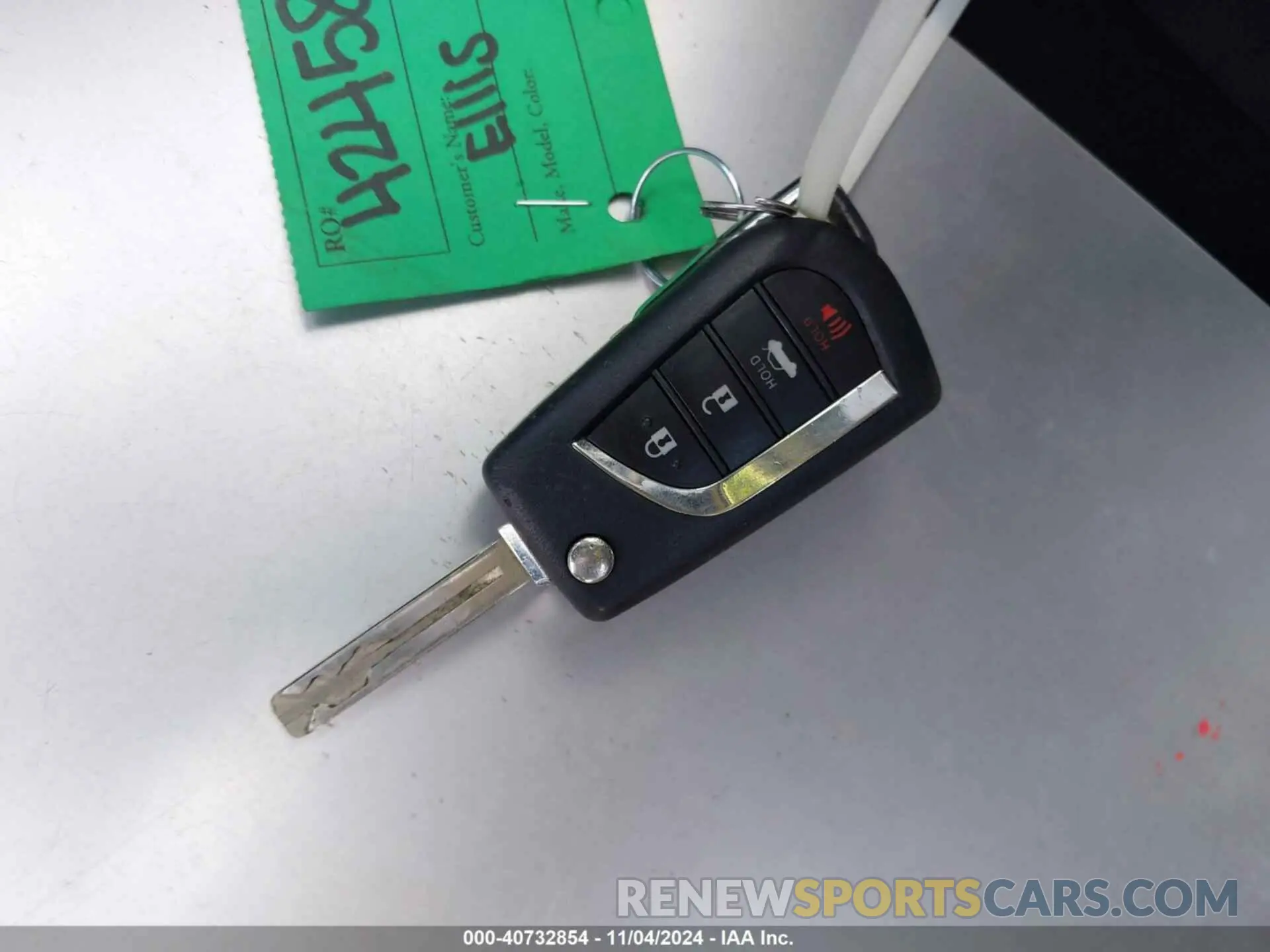 11 Photograph of a damaged car 4T1B11HK3KU691470 TOYOTA CAMRY 2019