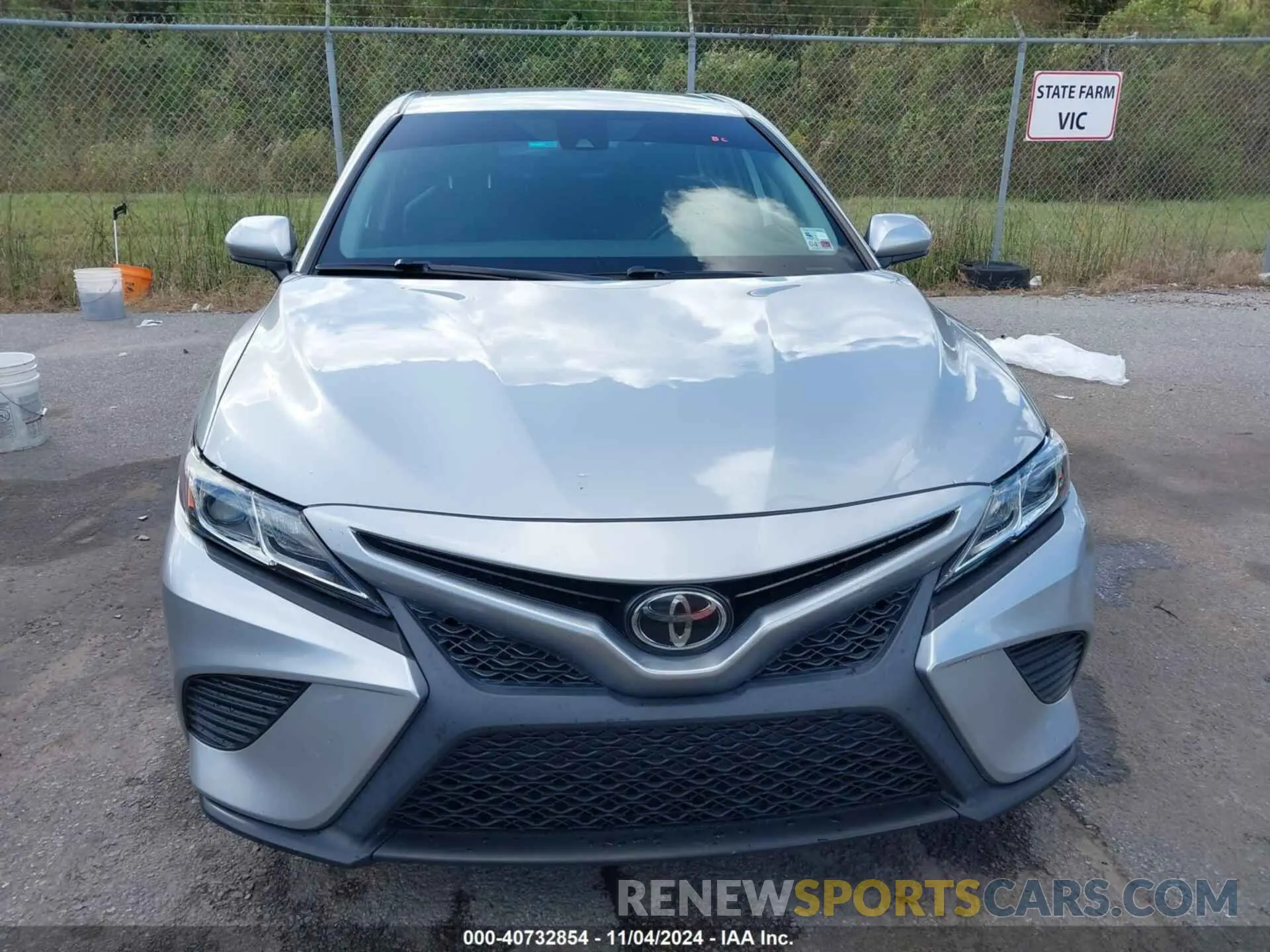12 Photograph of a damaged car 4T1B11HK3KU691470 TOYOTA CAMRY 2019