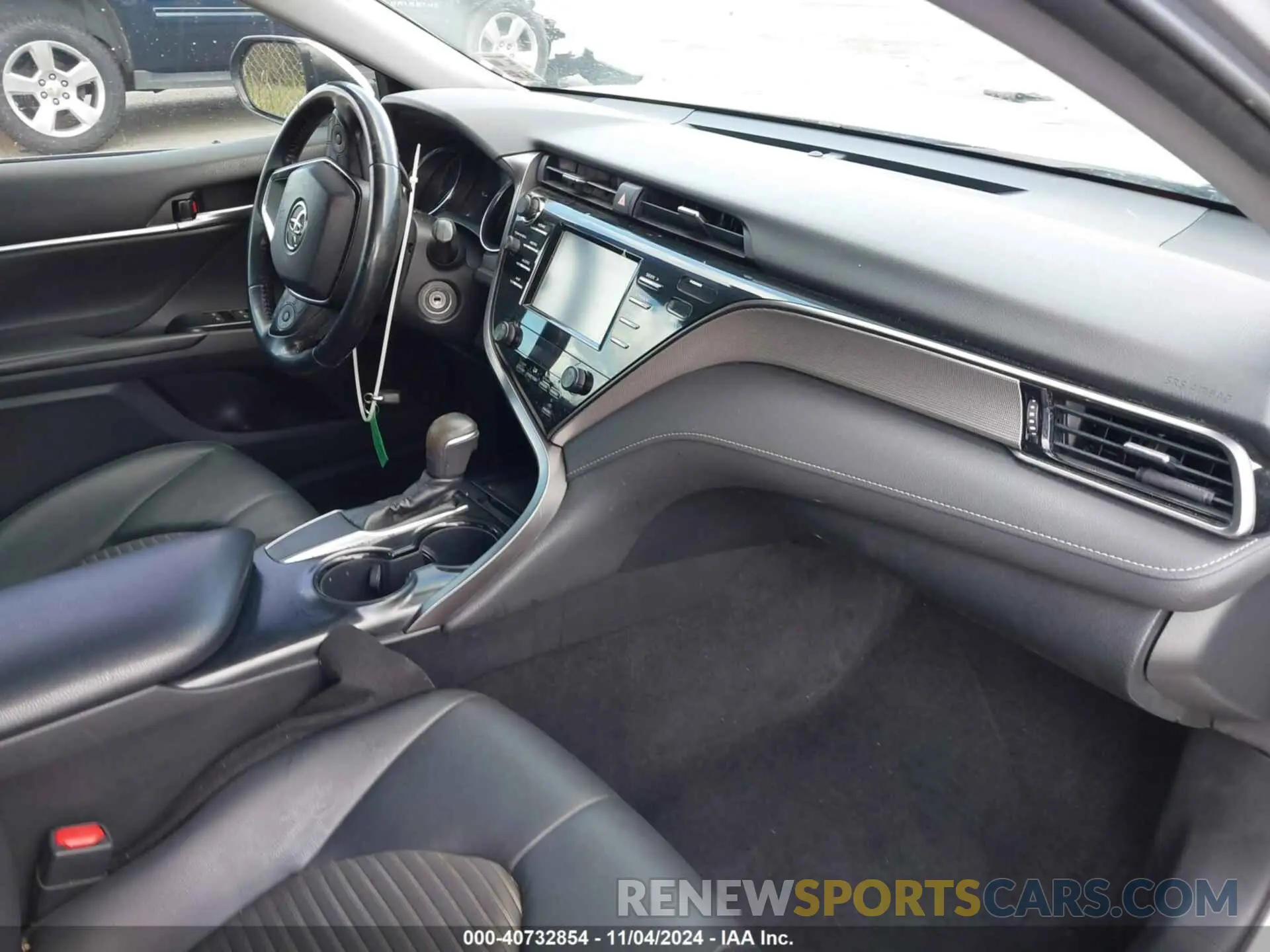 5 Photograph of a damaged car 4T1B11HK3KU691470 TOYOTA CAMRY 2019