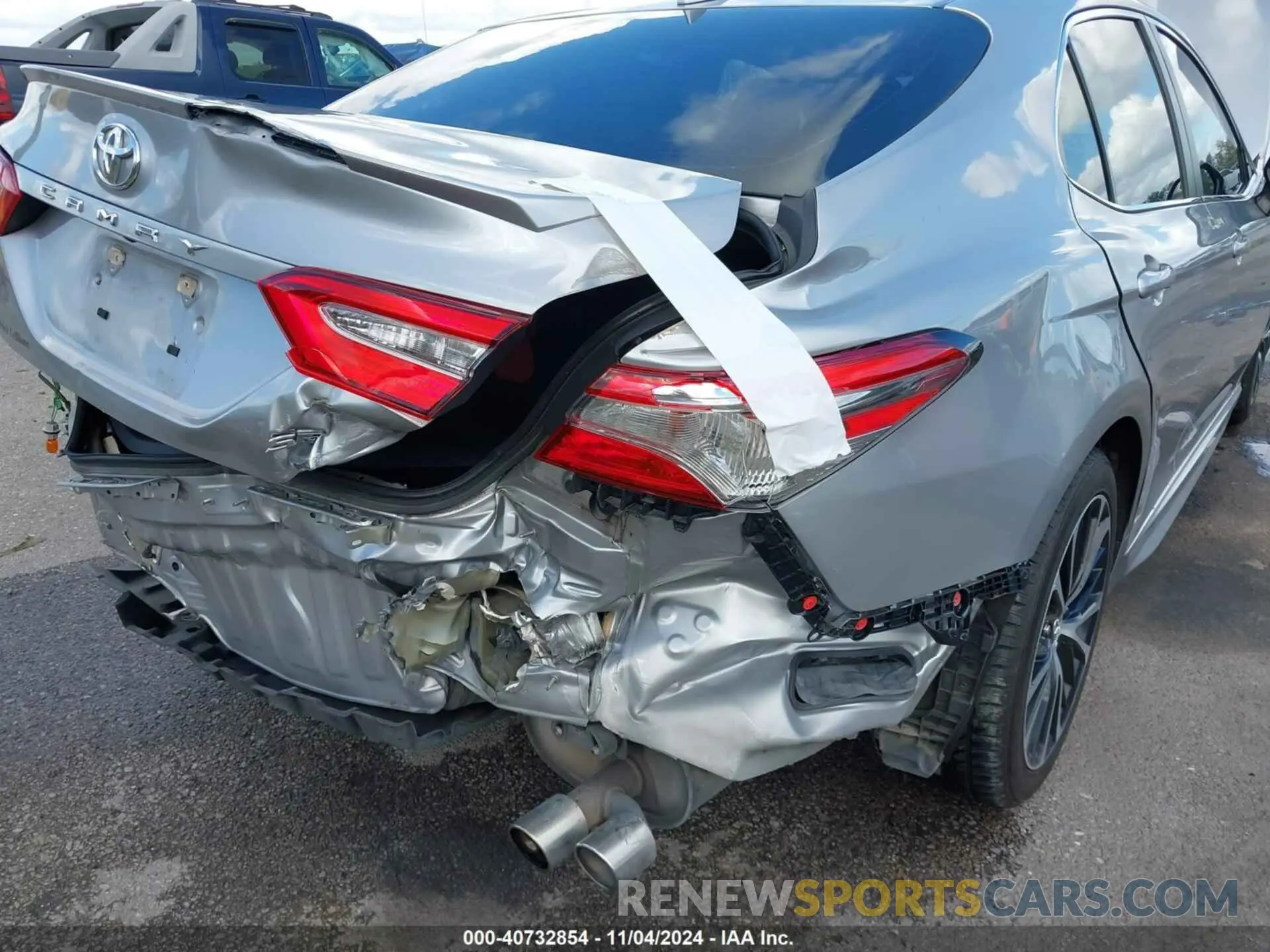 6 Photograph of a damaged car 4T1B11HK3KU691470 TOYOTA CAMRY 2019