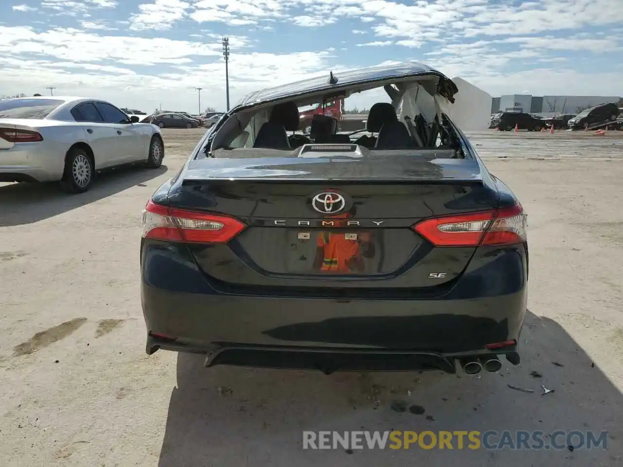 6 Photograph of a damaged car 4T1B11HK3KU692831 TOYOTA CAMRY 2019