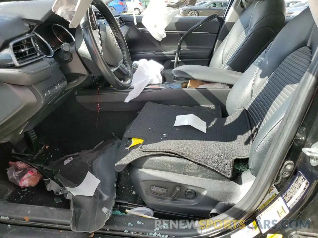 7 Photograph of a damaged car 4T1B11HK3KU692831 TOYOTA CAMRY 2019