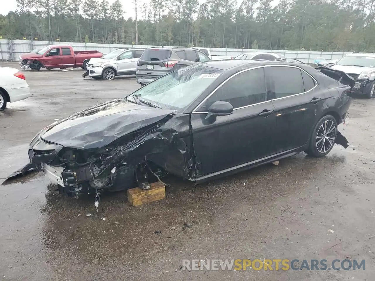 1 Photograph of a damaged car 4T1B11HK3KU693297 TOYOTA CAMRY 2019