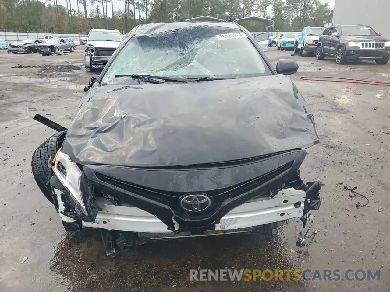 5 Photograph of a damaged car 4T1B11HK3KU693297 TOYOTA CAMRY 2019
