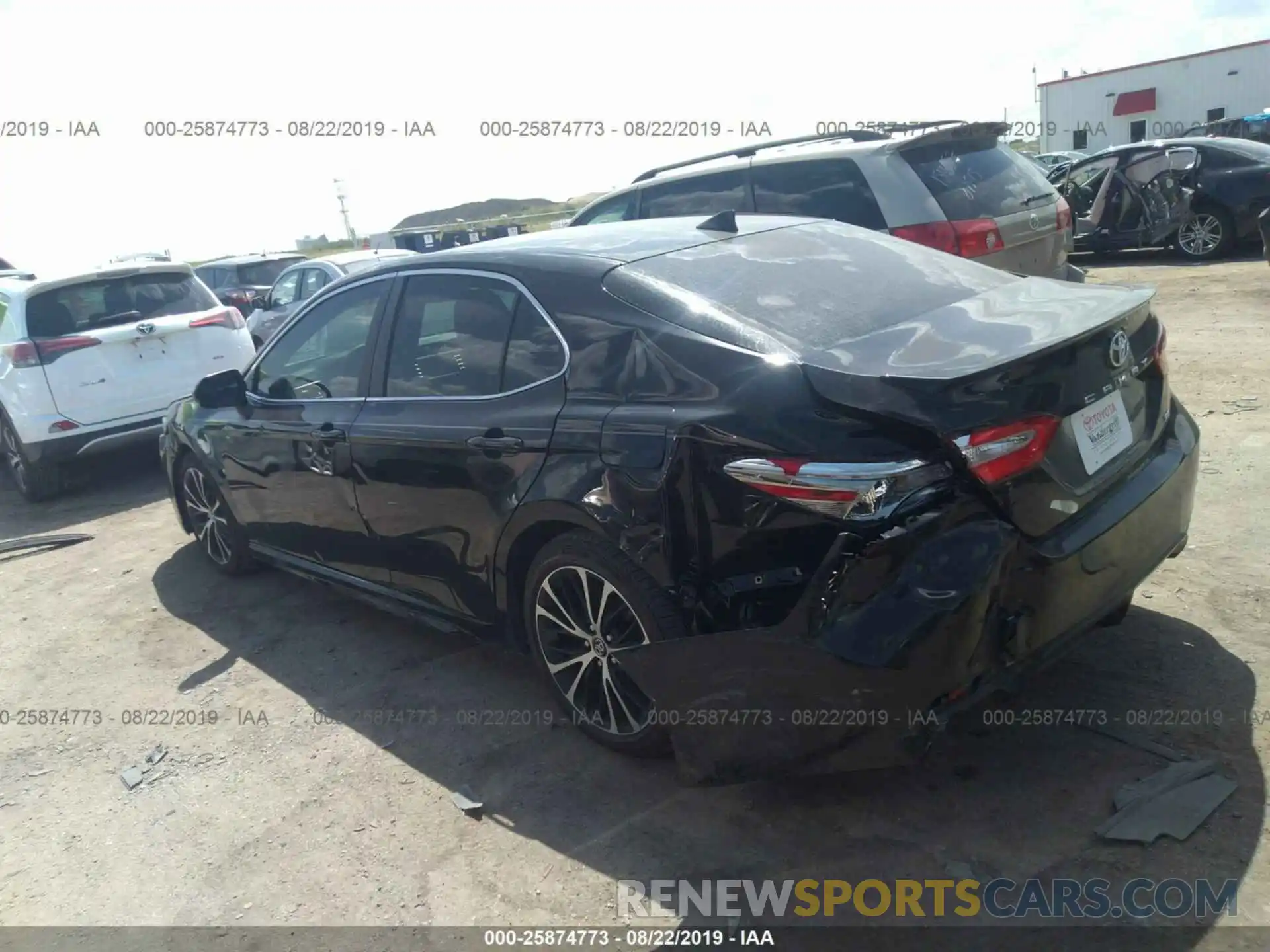 3 Photograph of a damaged car 4T1B11HK3KU694577 TOYOTA CAMRY 2019