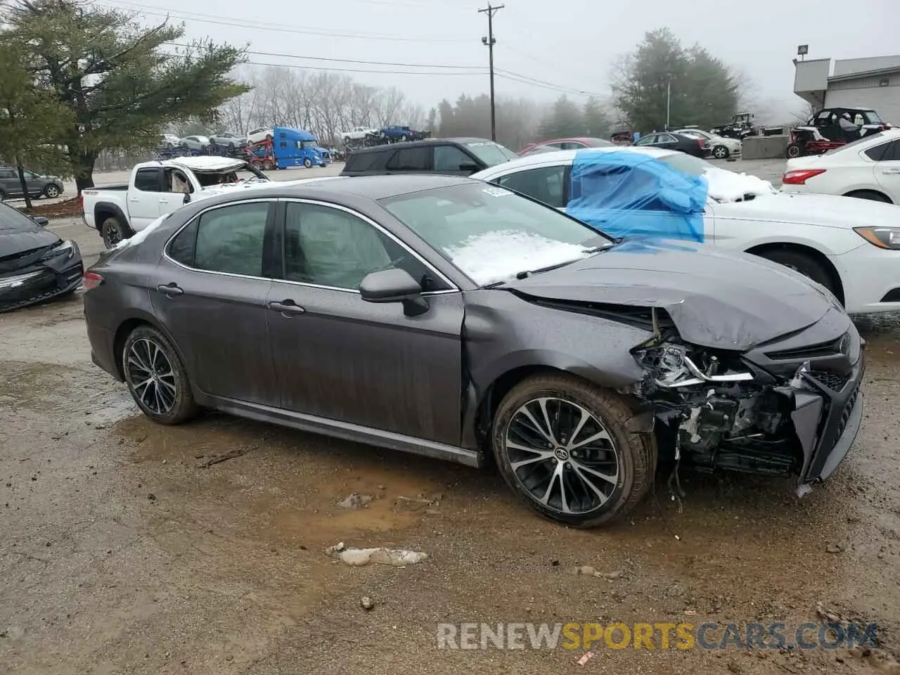 4 Photograph of a damaged car 4T1B11HK3KU697236 TOYOTA CAMRY 2019