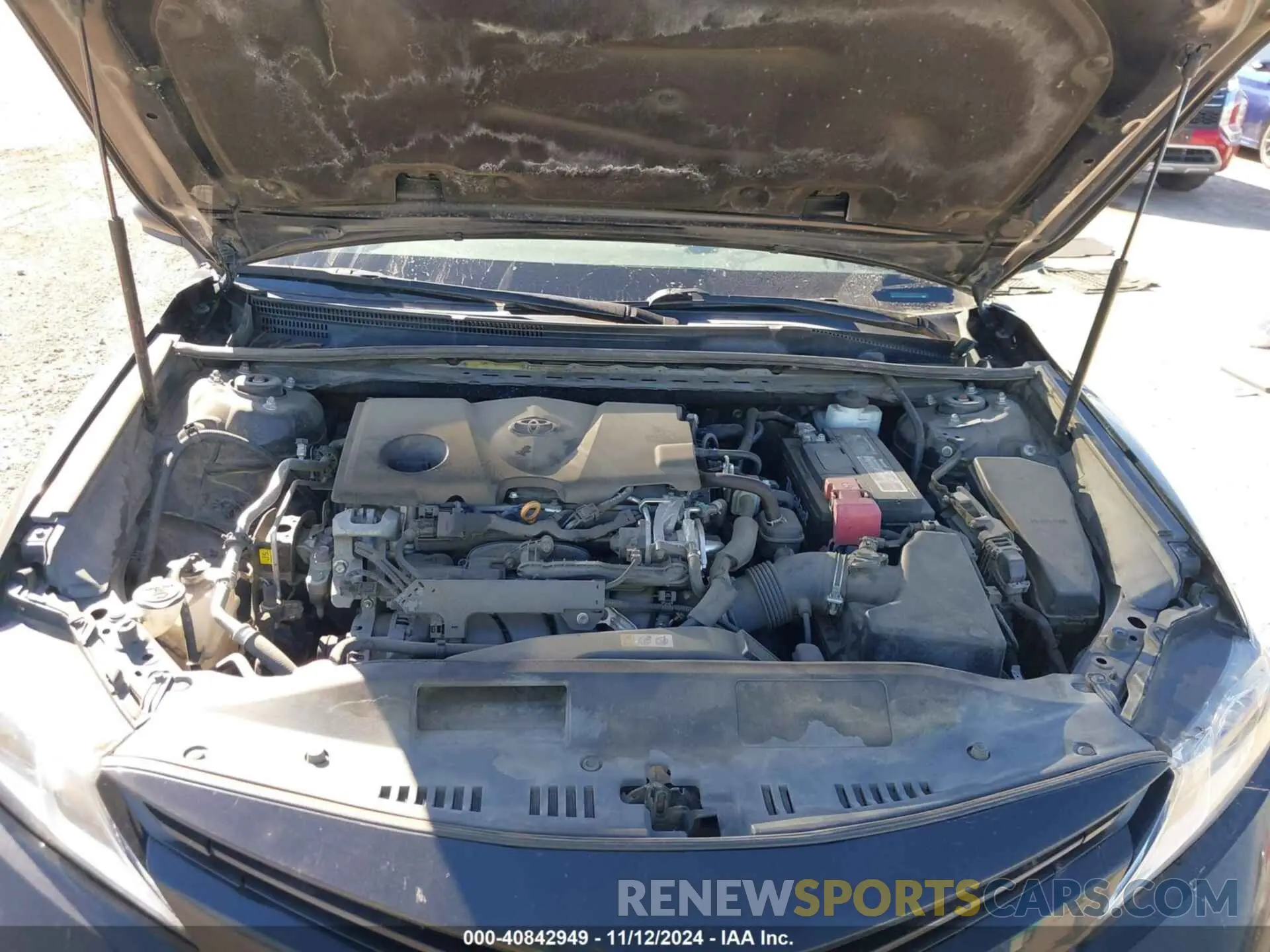 10 Photograph of a damaged car 4T1B11HK3KU697611 TOYOTA CAMRY 2019