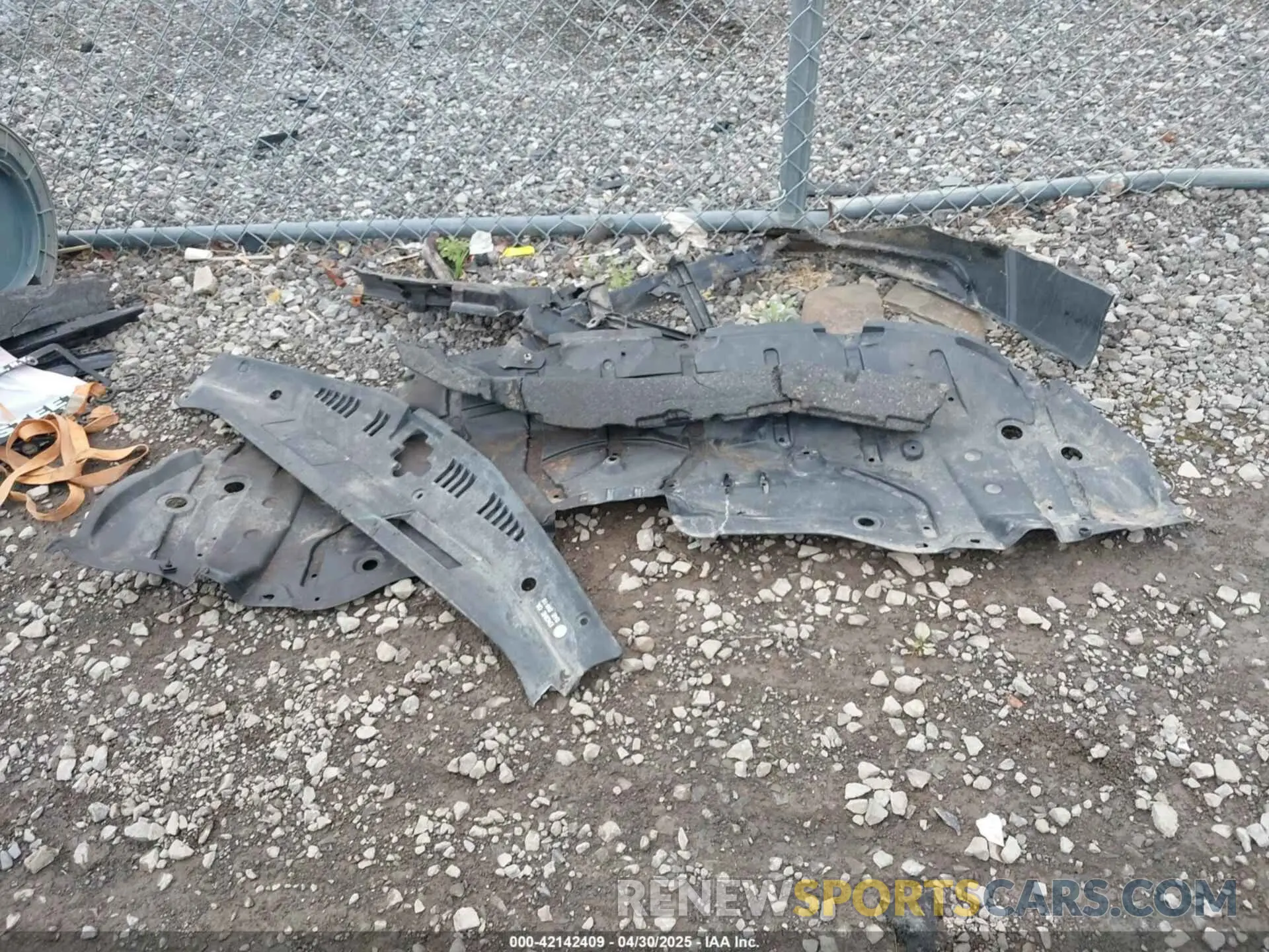 12 Photograph of a damaged car 4T1B11HK3KU702368 TOYOTA CAMRY 2019