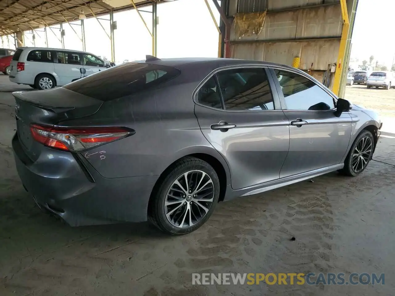 3 Photograph of a damaged car 4T1B11HK3KU703021 TOYOTA CAMRY 2019