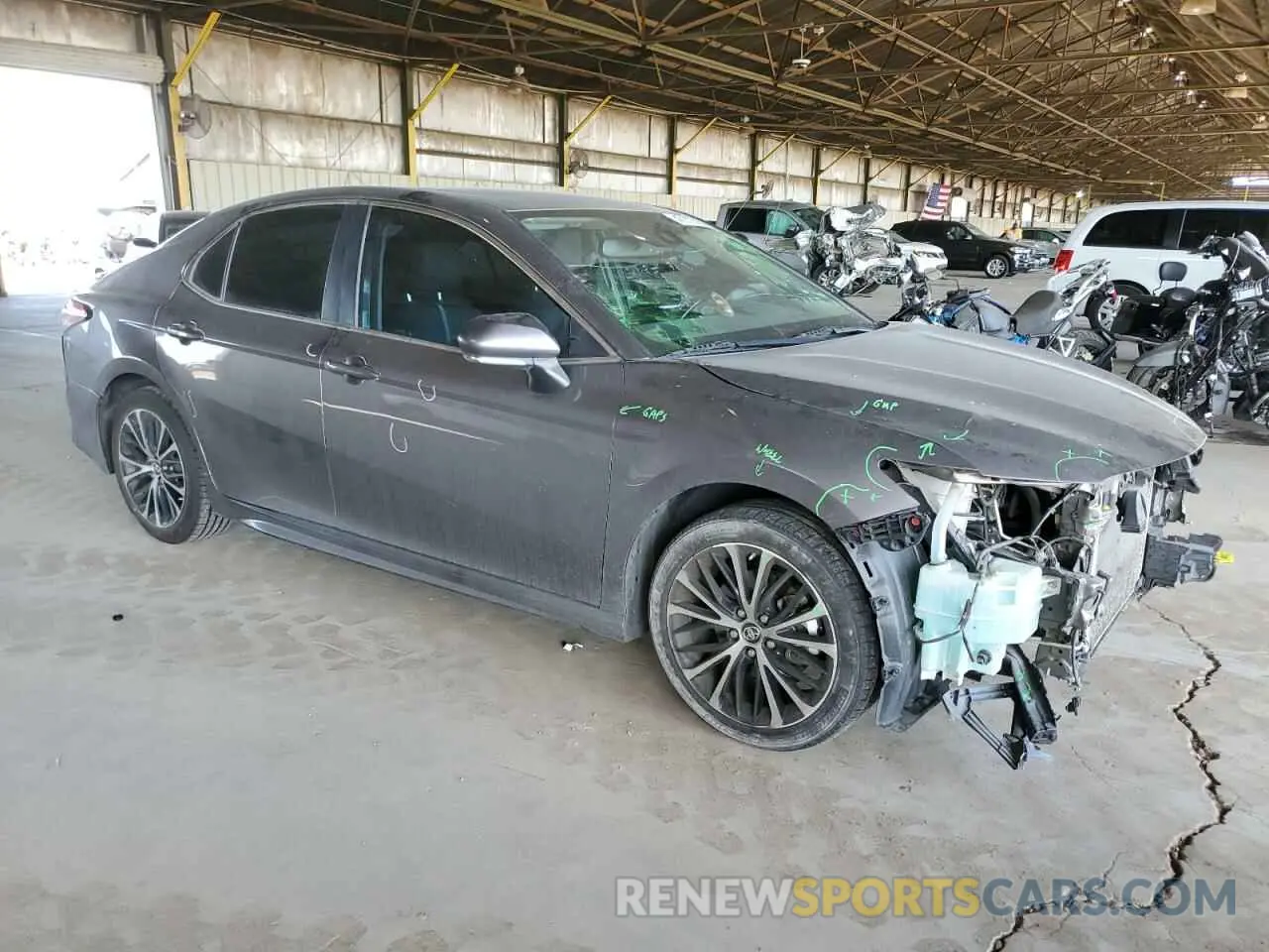 4 Photograph of a damaged car 4T1B11HK3KU703021 TOYOTA CAMRY 2019