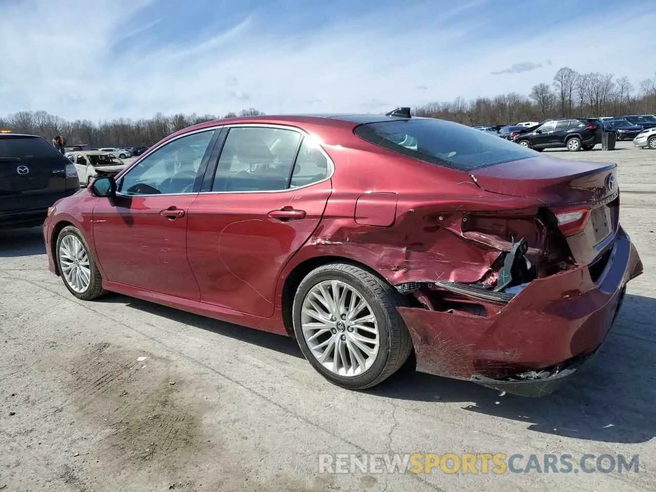 2 Photograph of a damaged car 4T1B11HK3KU704167 TOYOTA CAMRY 2019