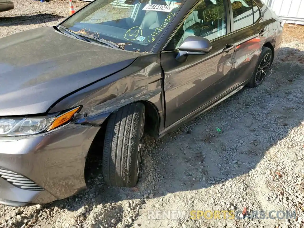 9 Photograph of a damaged car 4T1B11HK3KU705173 TOYOTA CAMRY 2019