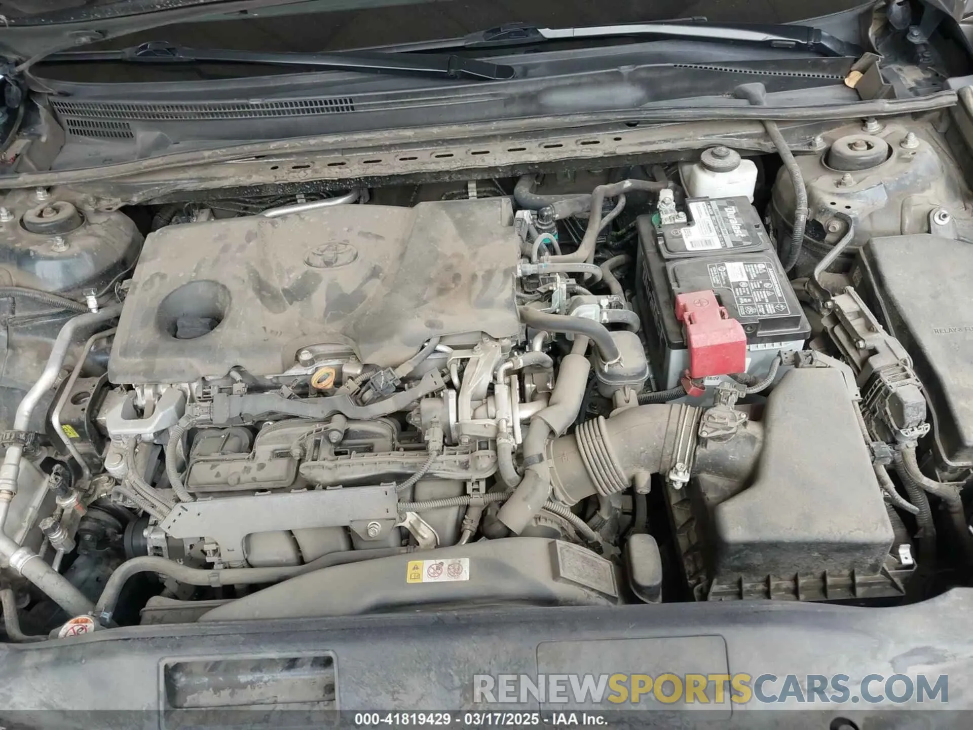10 Photograph of a damaged car 4T1B11HK3KU705643 TOYOTA CAMRY 2019