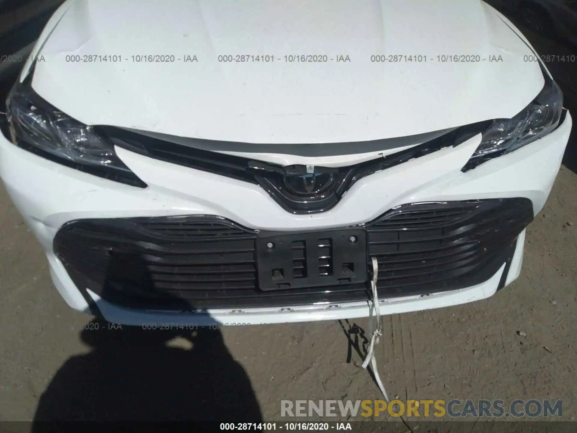 6 Photograph of a damaged car 4T1B11HK3KU705979 TOYOTA CAMRY 2019