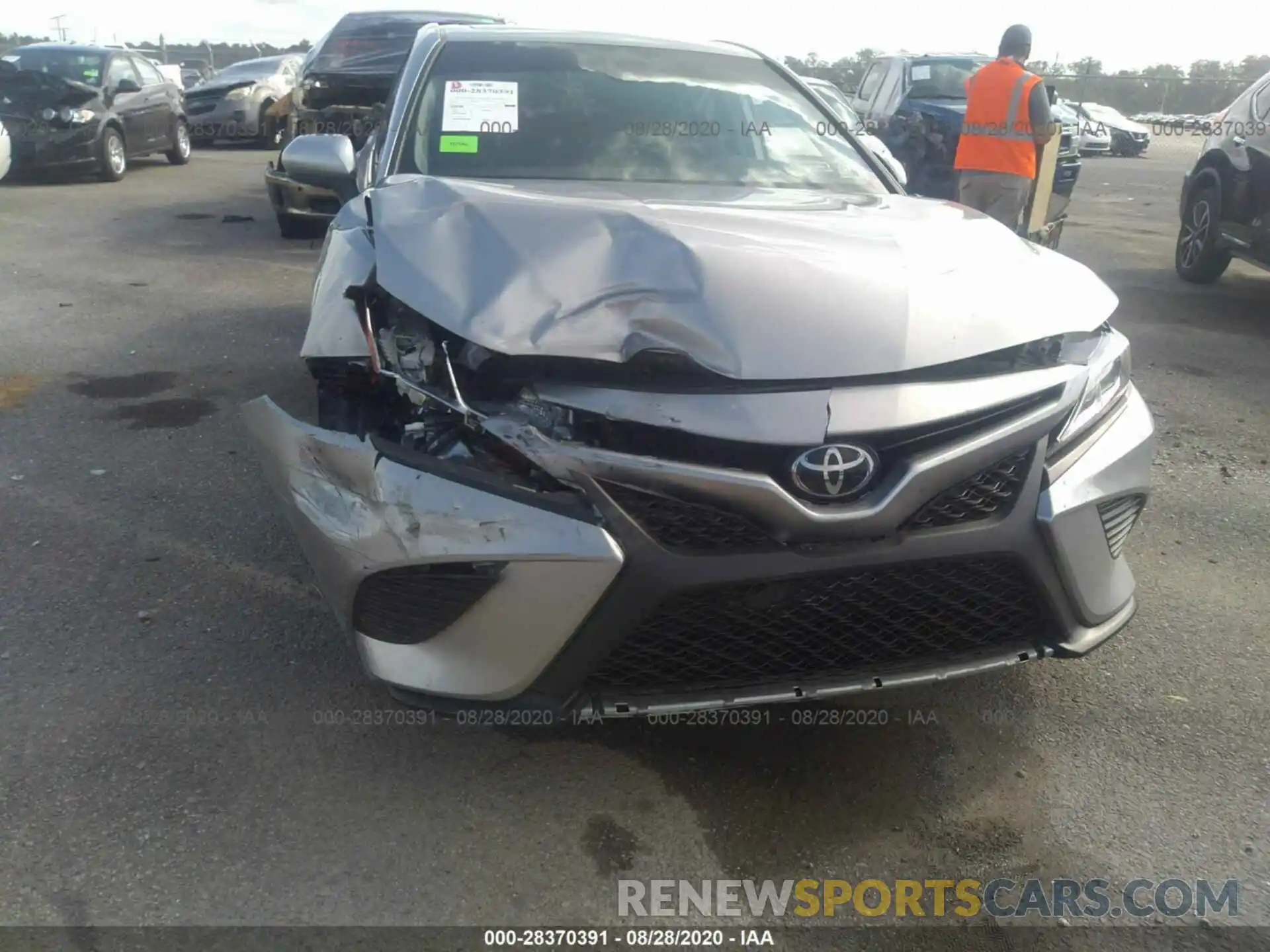 6 Photograph of a damaged car 4T1B11HK3KU706257 TOYOTA CAMRY 2019