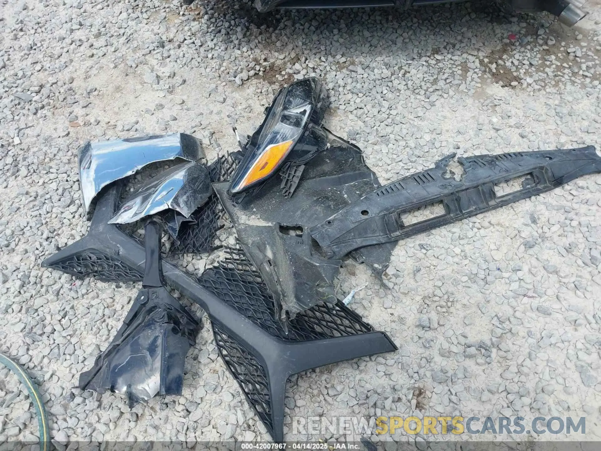 11 Photograph of a damaged car 4T1B11HK3KU706971 TOYOTA CAMRY 2019