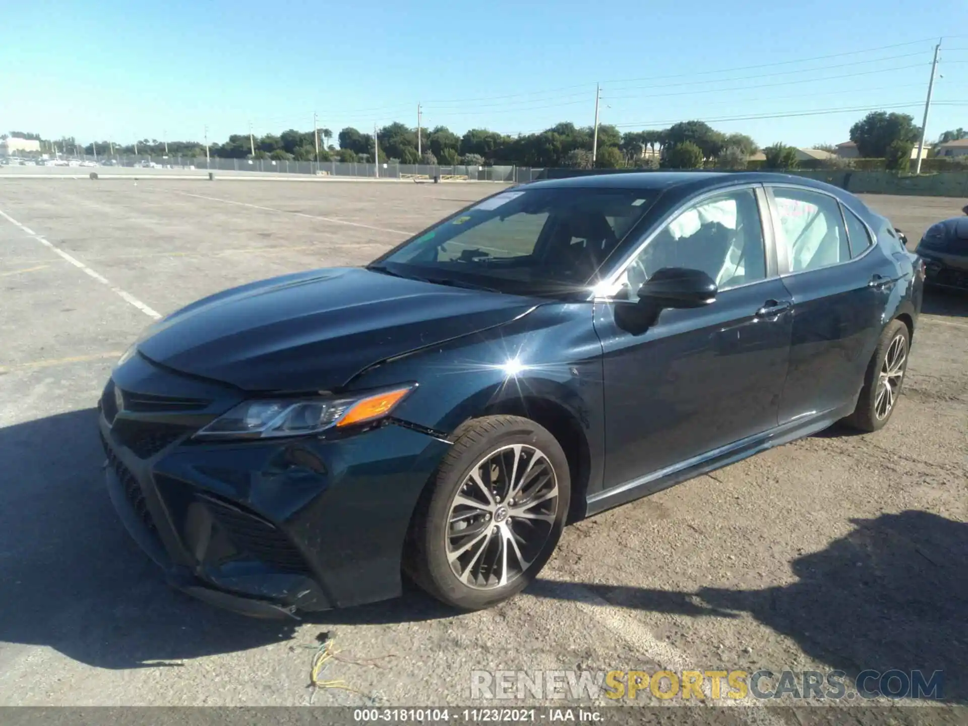 2 Photograph of a damaged car 4T1B11HK3KU708087 TOYOTA CAMRY 2019