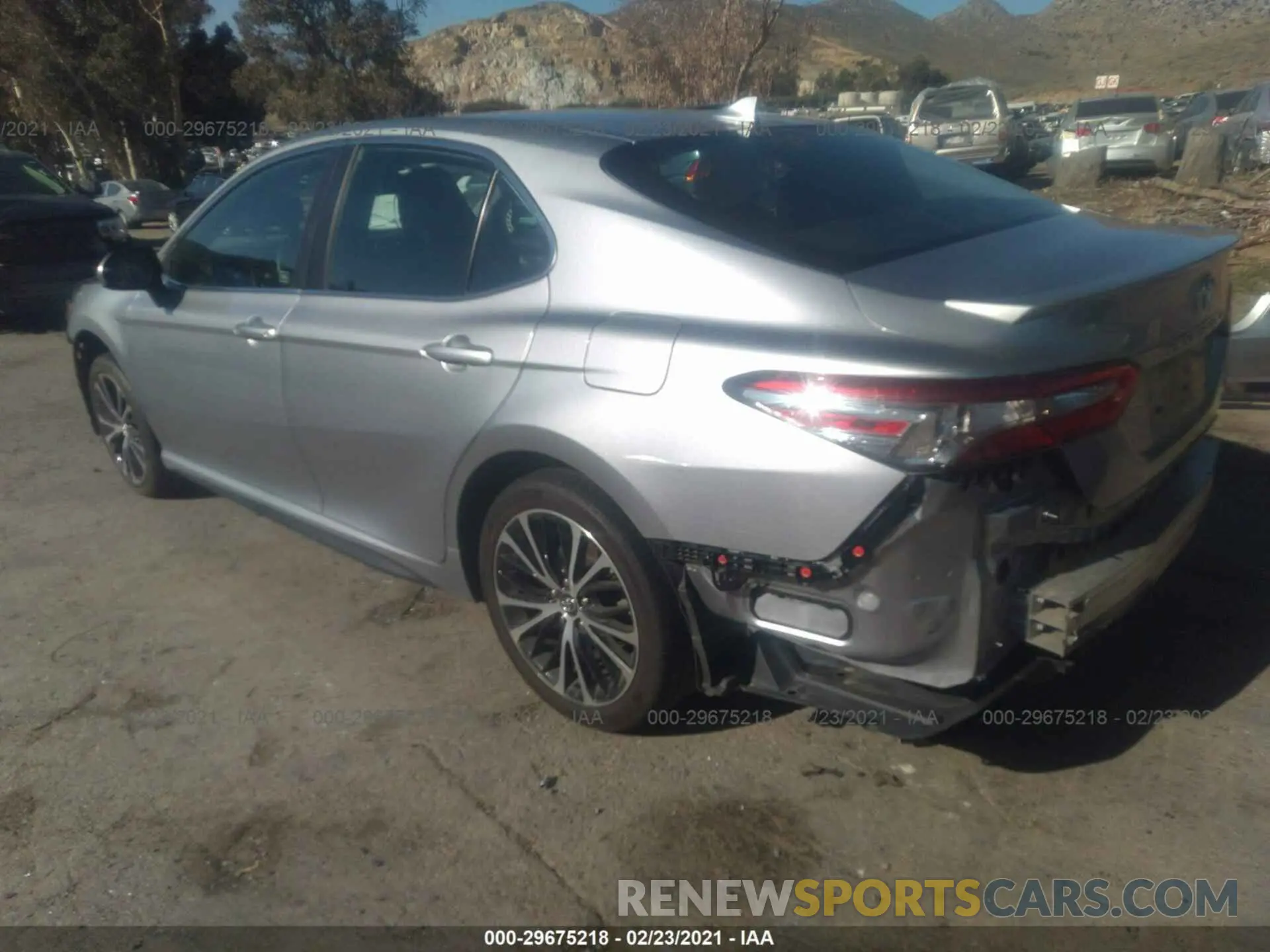 3 Photograph of a damaged car 4T1B11HK3KU710180 TOYOTA CAMRY 2019