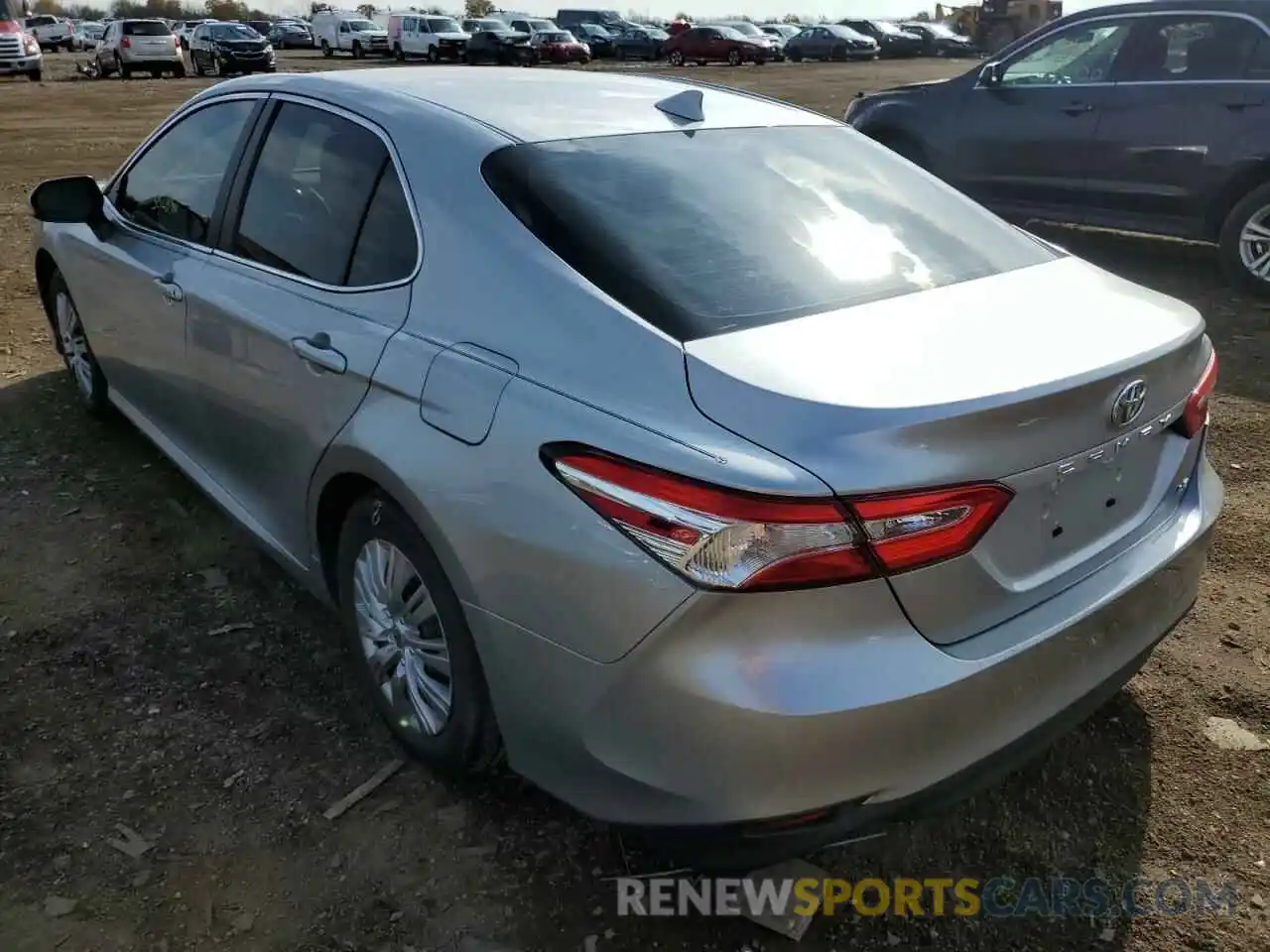 3 Photograph of a damaged car 4T1B11HK3KU720305 TOYOTA CAMRY 2019