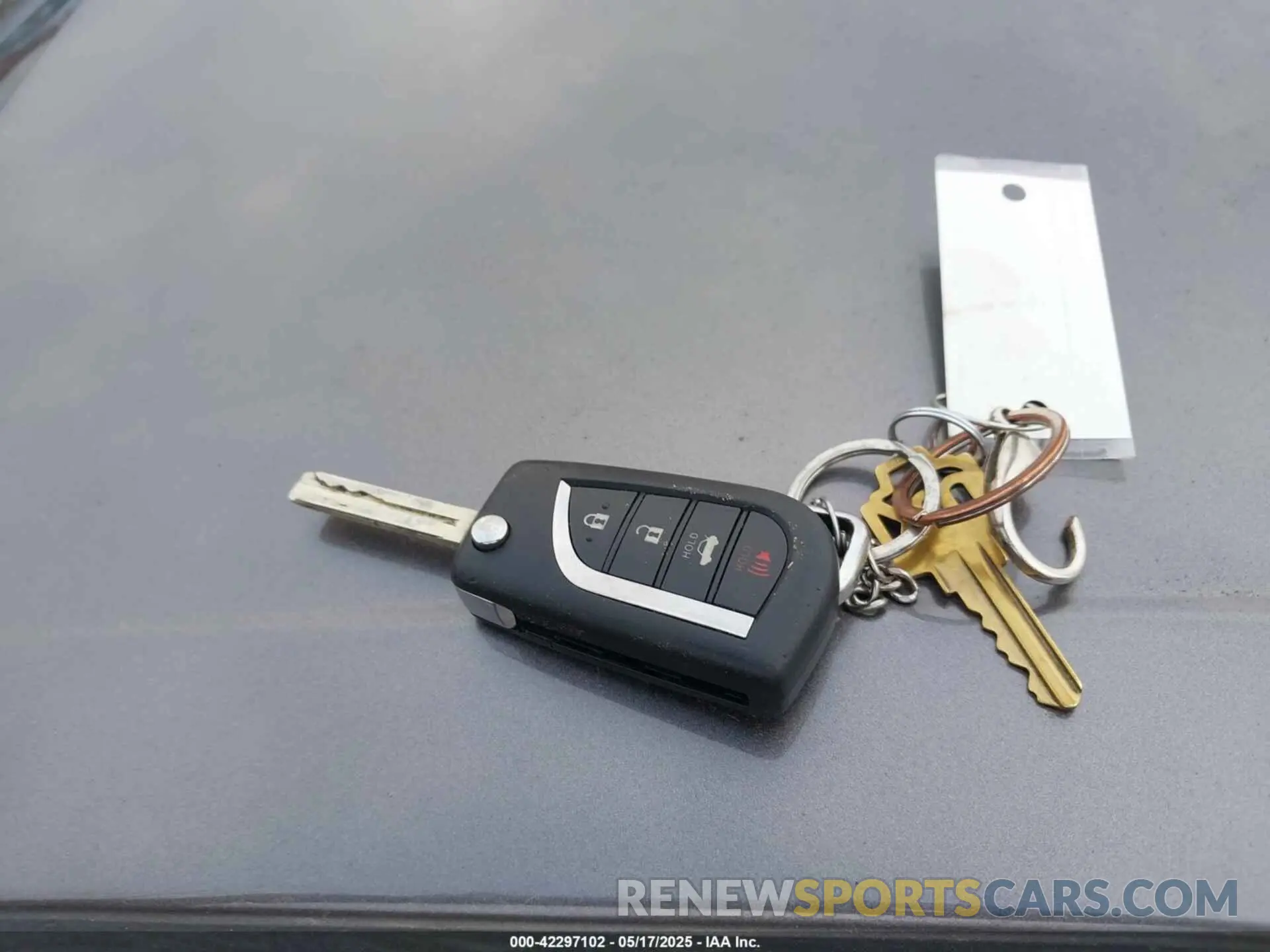 11 Photograph of a damaged car 4T1B11HK3KU721129 TOYOTA CAMRY 2019