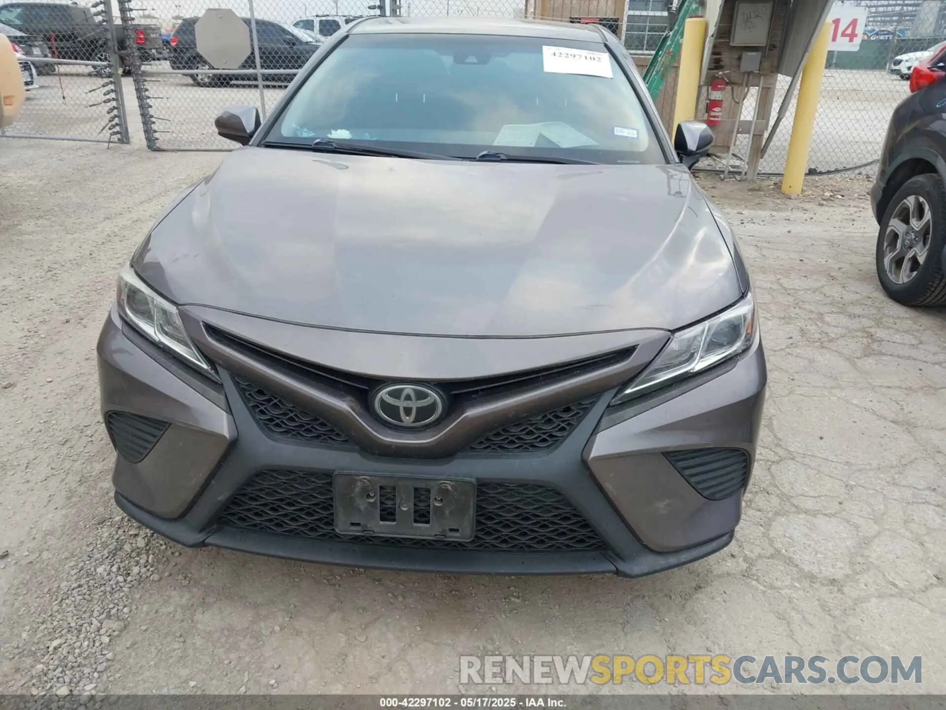 12 Photograph of a damaged car 4T1B11HK3KU721129 TOYOTA CAMRY 2019