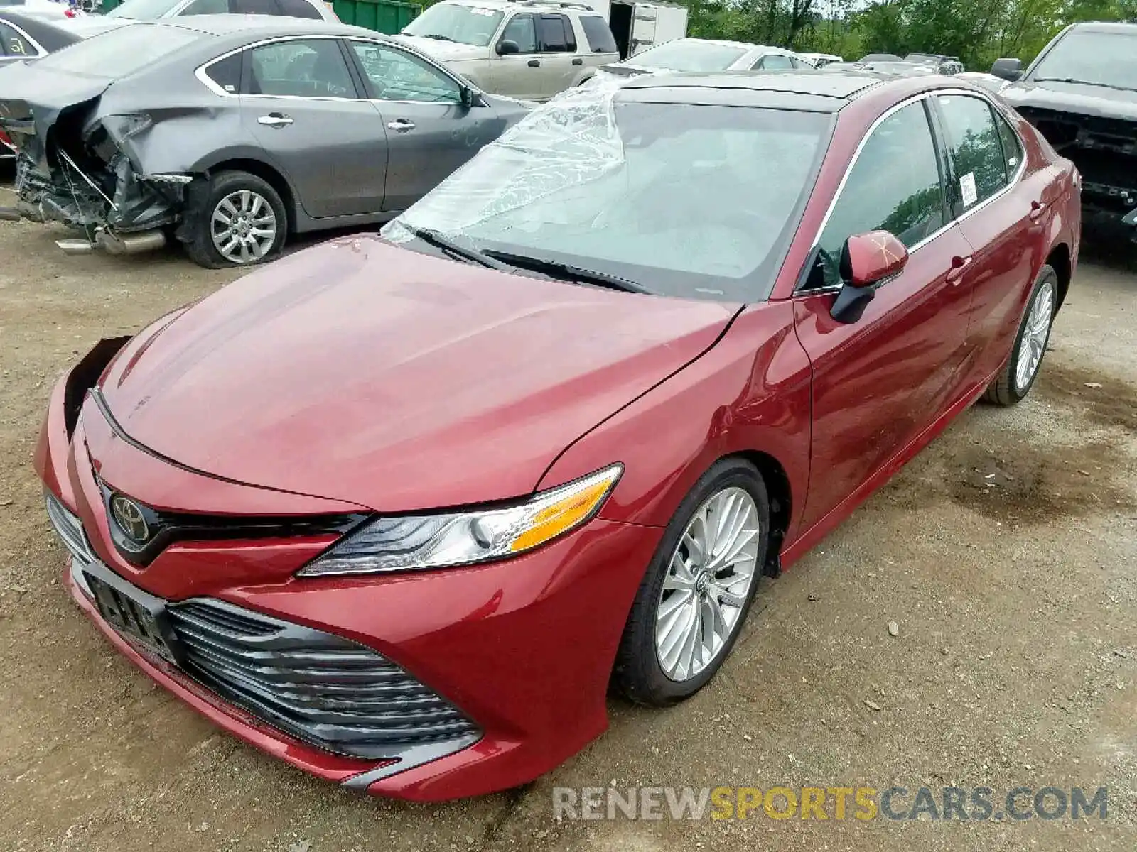 2 Photograph of a damaged car 4T1B11HK3KU721132 TOYOTA CAMRY 2019