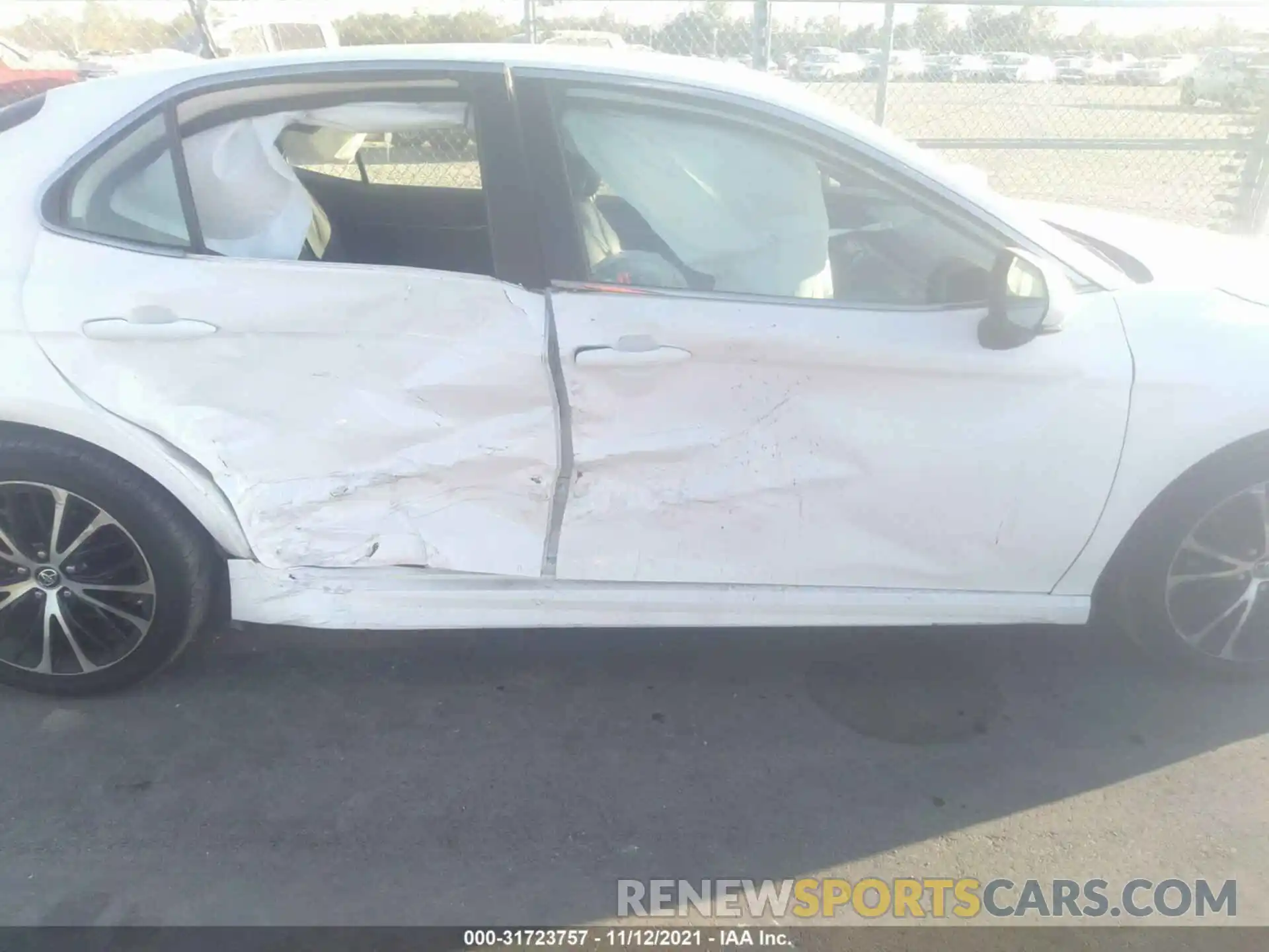 6 Photograph of a damaged car 4T1B11HK3KU721325 TOYOTA CAMRY 2019