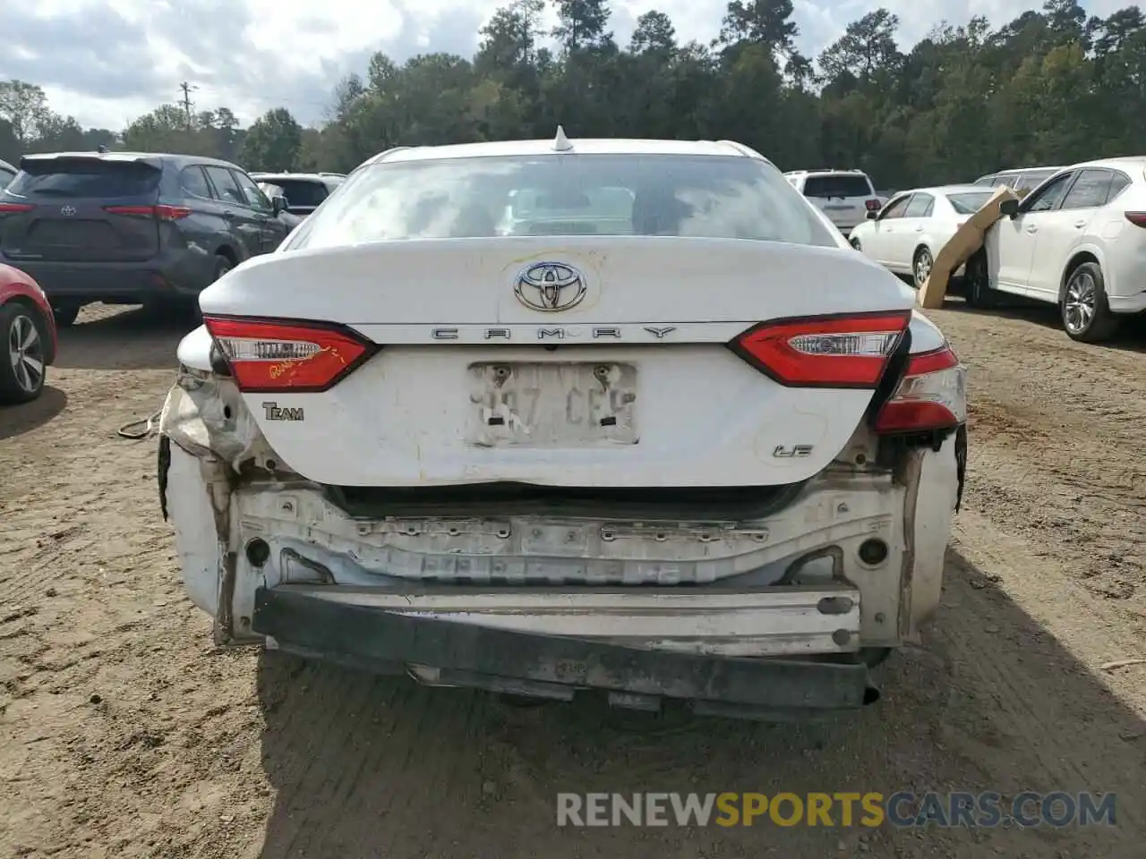 6 Photograph of a damaged car 4T1B11HK3KU721874 TOYOTA CAMRY 2019